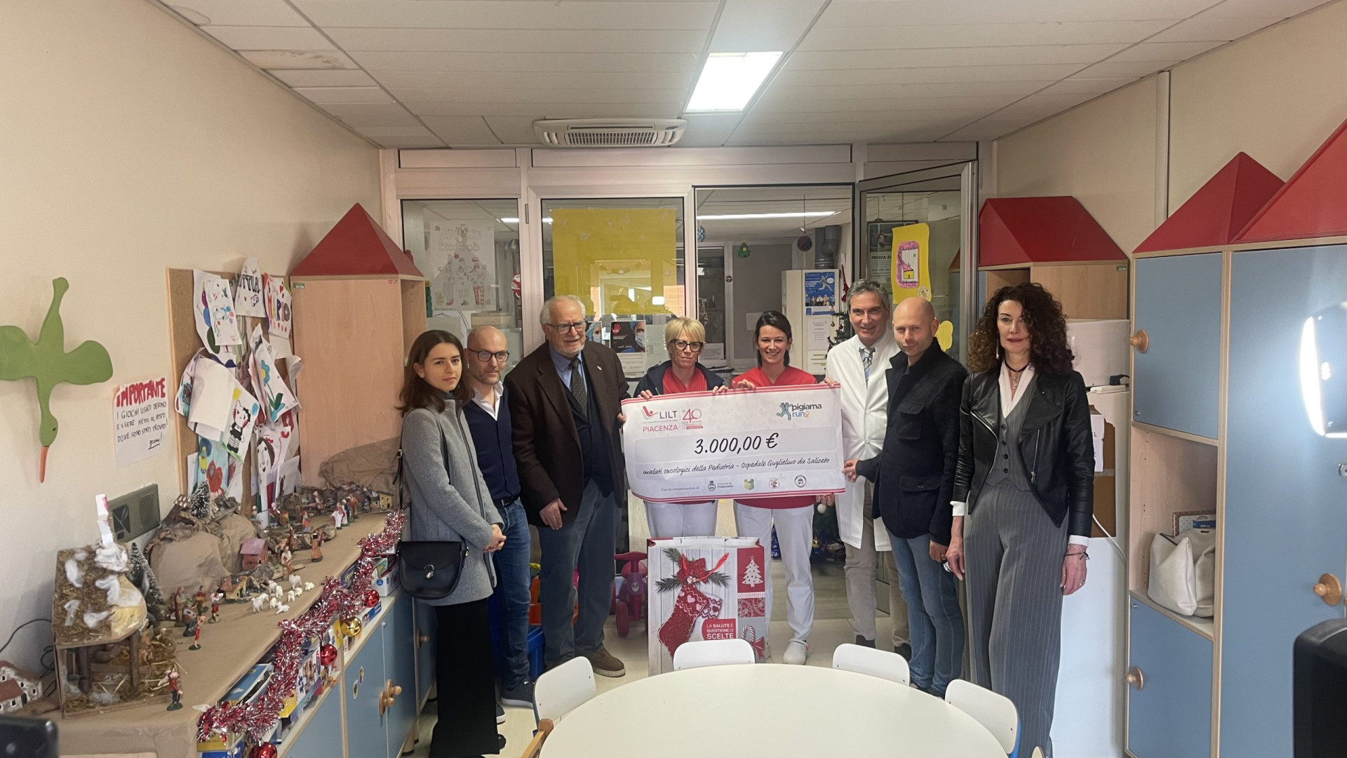 Pigiama Run: consegnati i 3.000 euro raccolti all'Ospedale di Piacenza