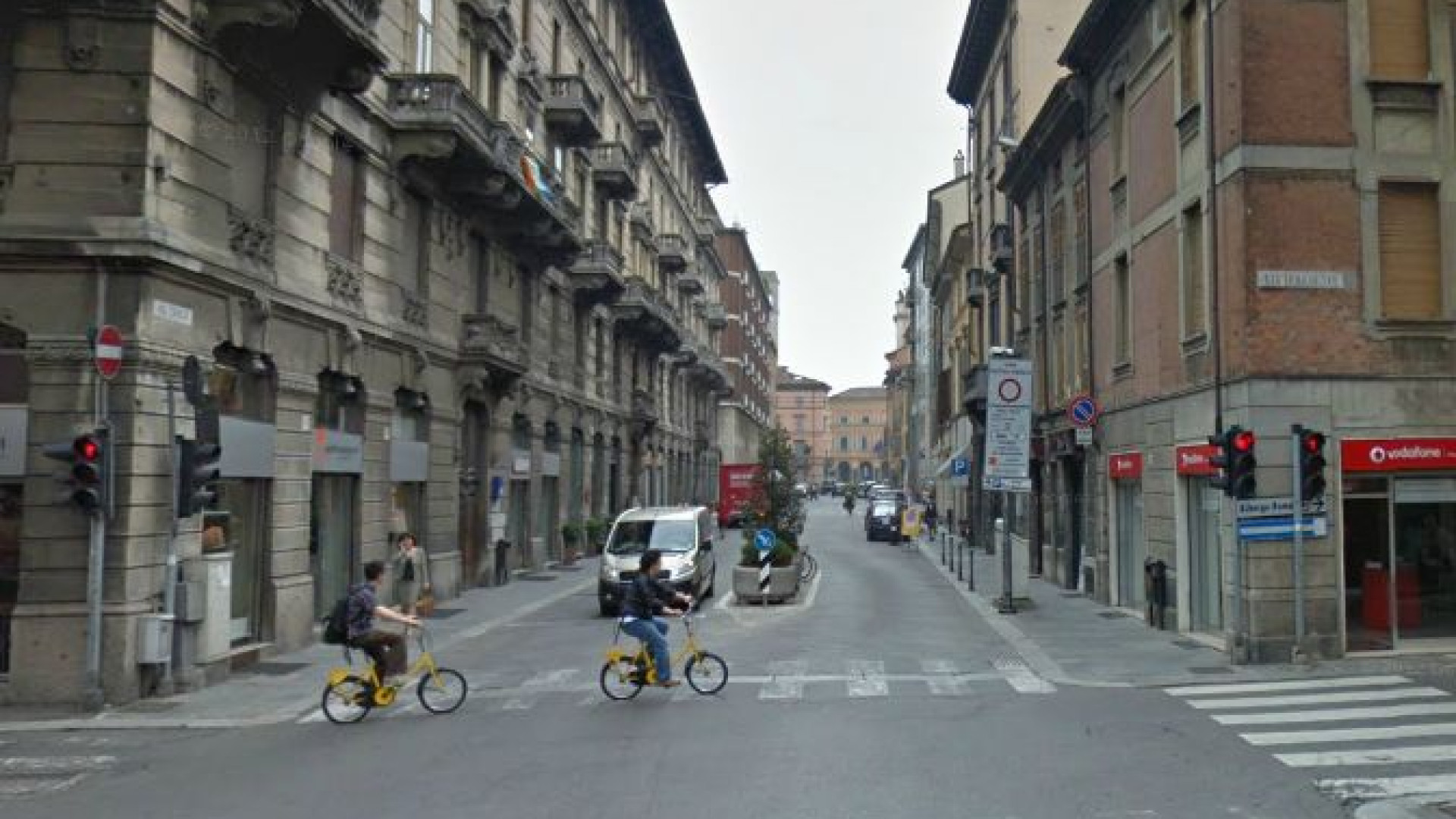 Da lunedì e per una settimana senso unico alternato in via Cavour