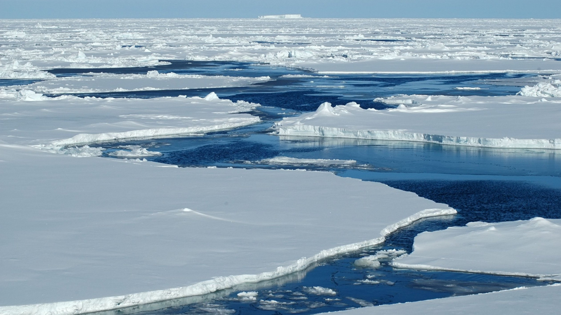 L'anno più caldo di sempre: si sciolgono i ghiacciai, e li segue anche l’Antartide