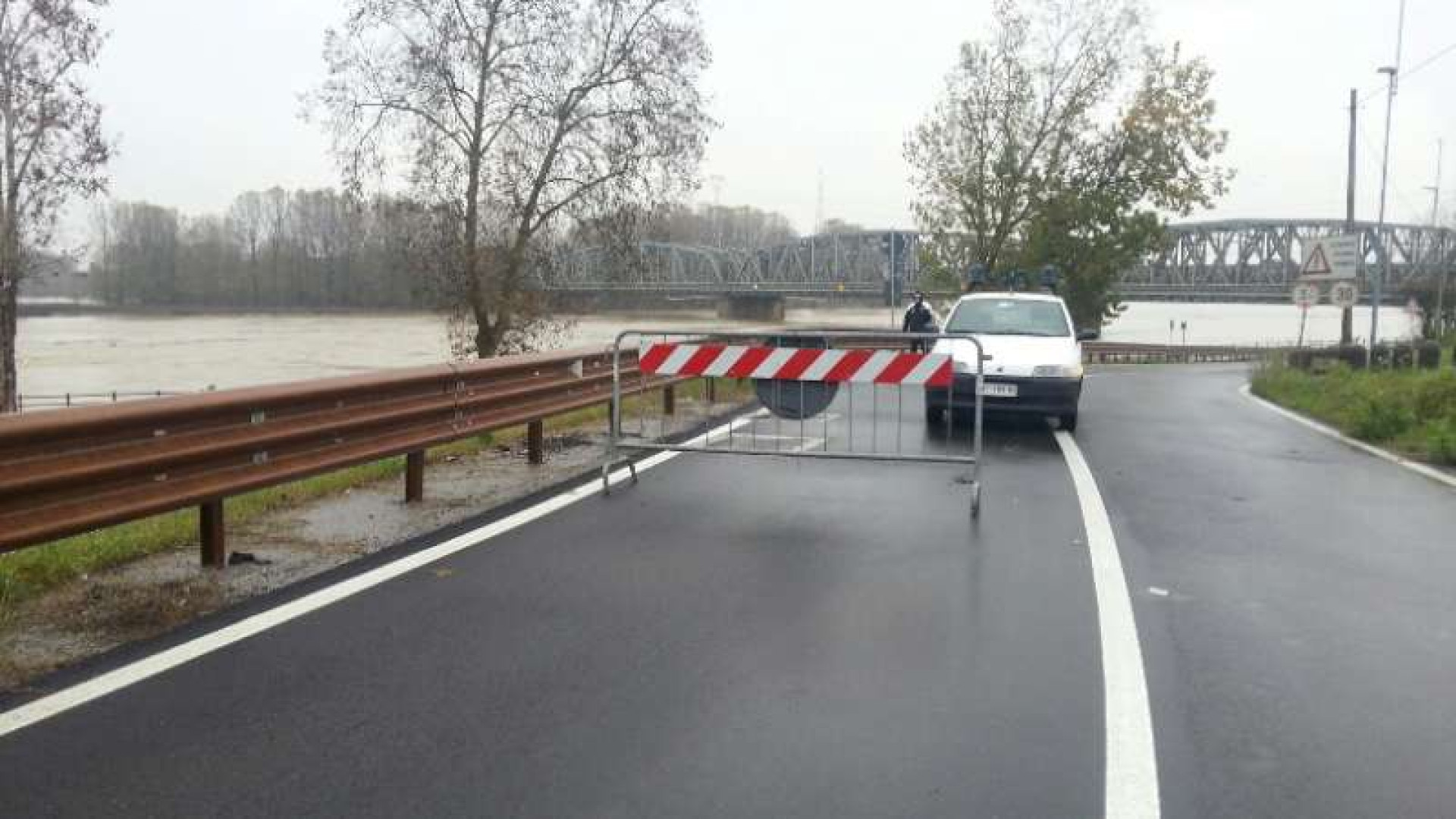 Maltempo: temperature in picchiata nel week-end. Riaperta via Bixio