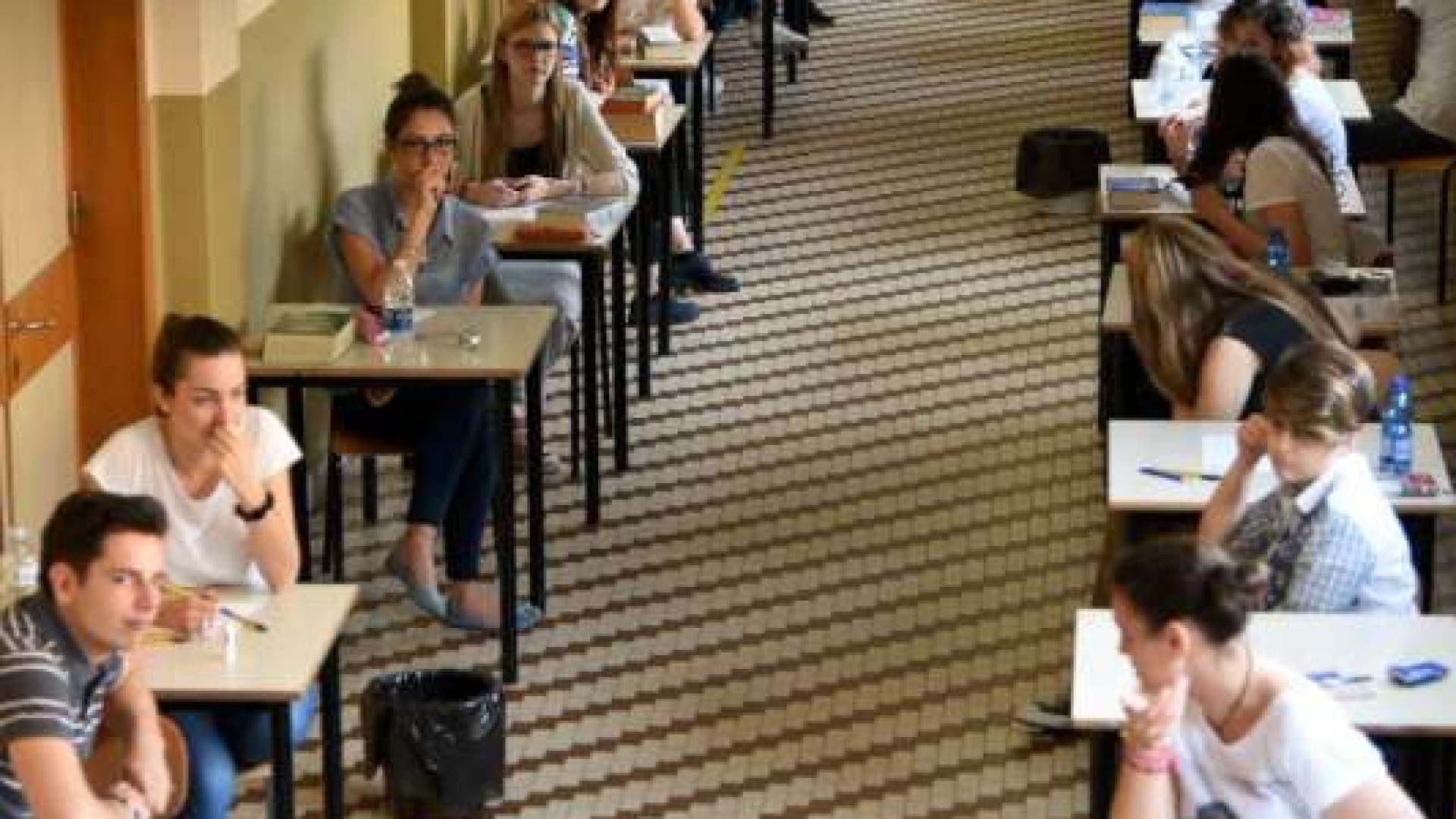 Maturità, seconda prova. Tacito al classico, scientifico: tariffe telco