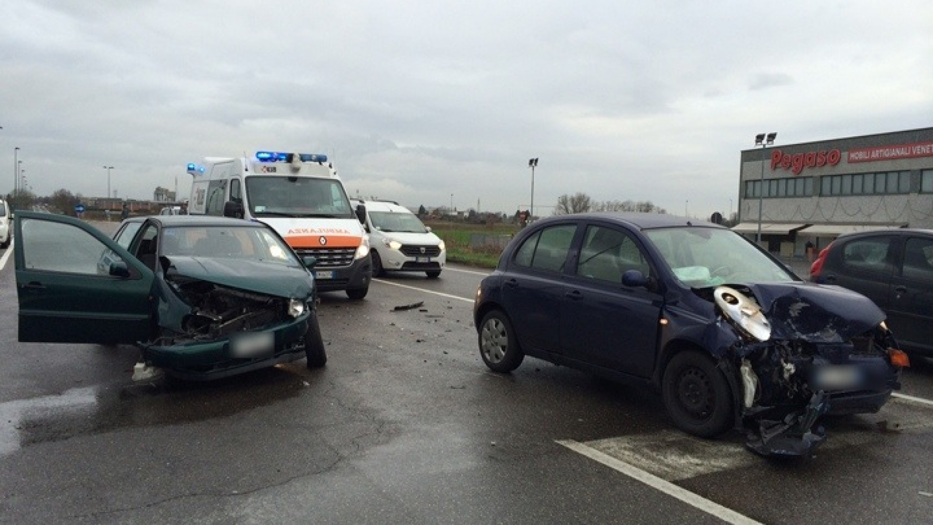 Frontale a Sarmato: è morto il 61enne trasportato a Parma in elicottero