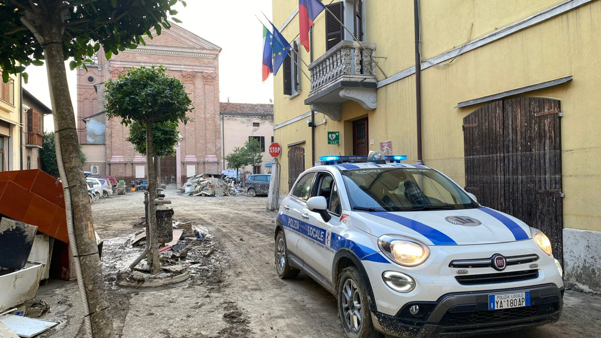 Alluvione in Romagna, anche la polizia locale di Piacenza nelle attività anti-sciacalli