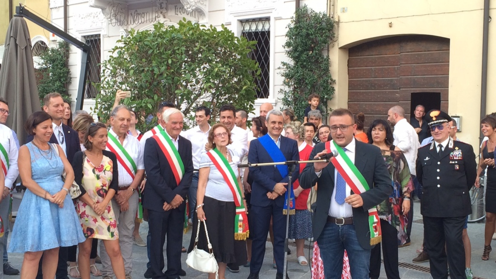 Rivergaro, in tanti all'inaugurazione della nuova piazza Paolo