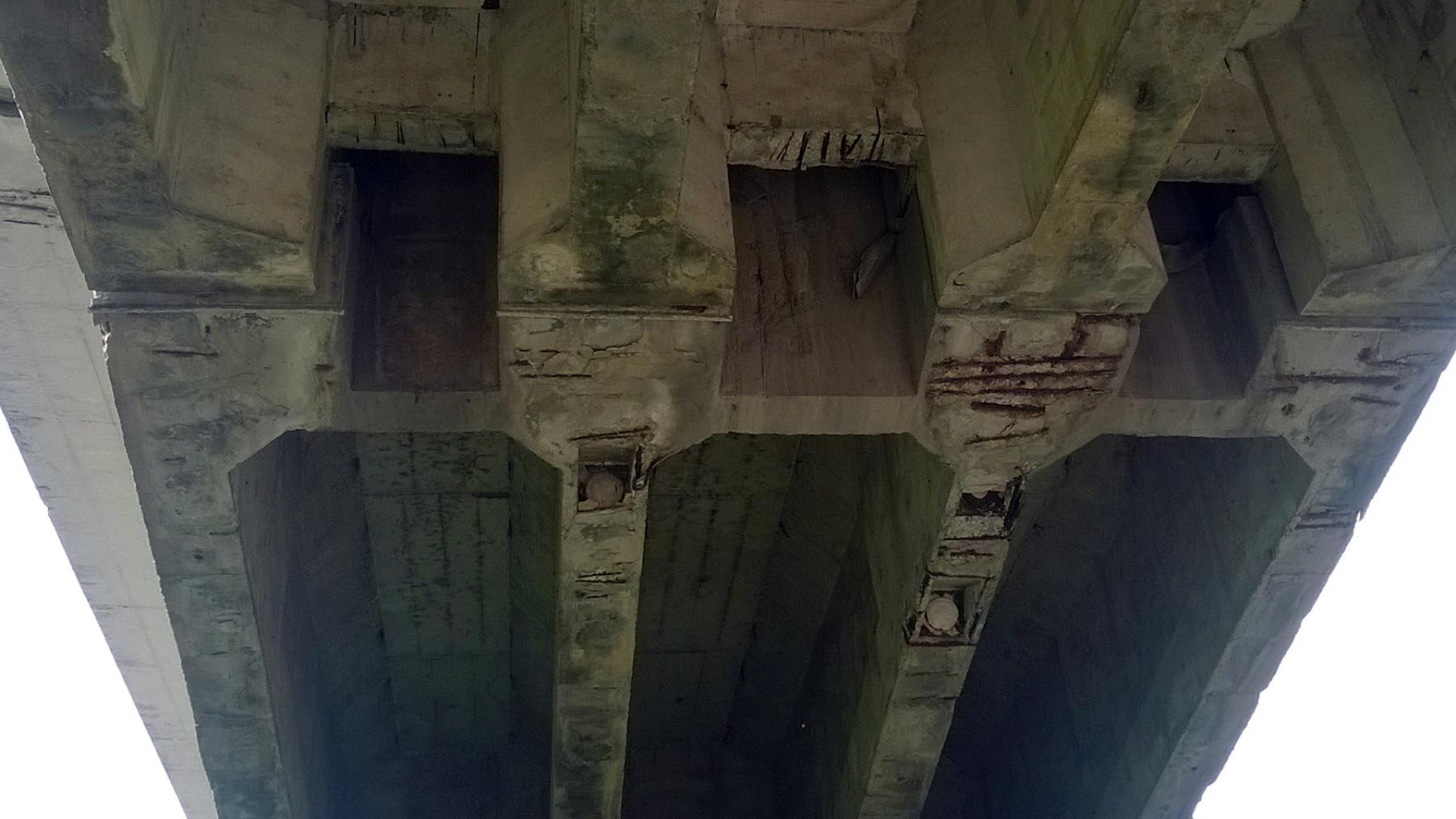 Ponte della Pievetta, divieto anche per i camion da 3,5 tonnellate