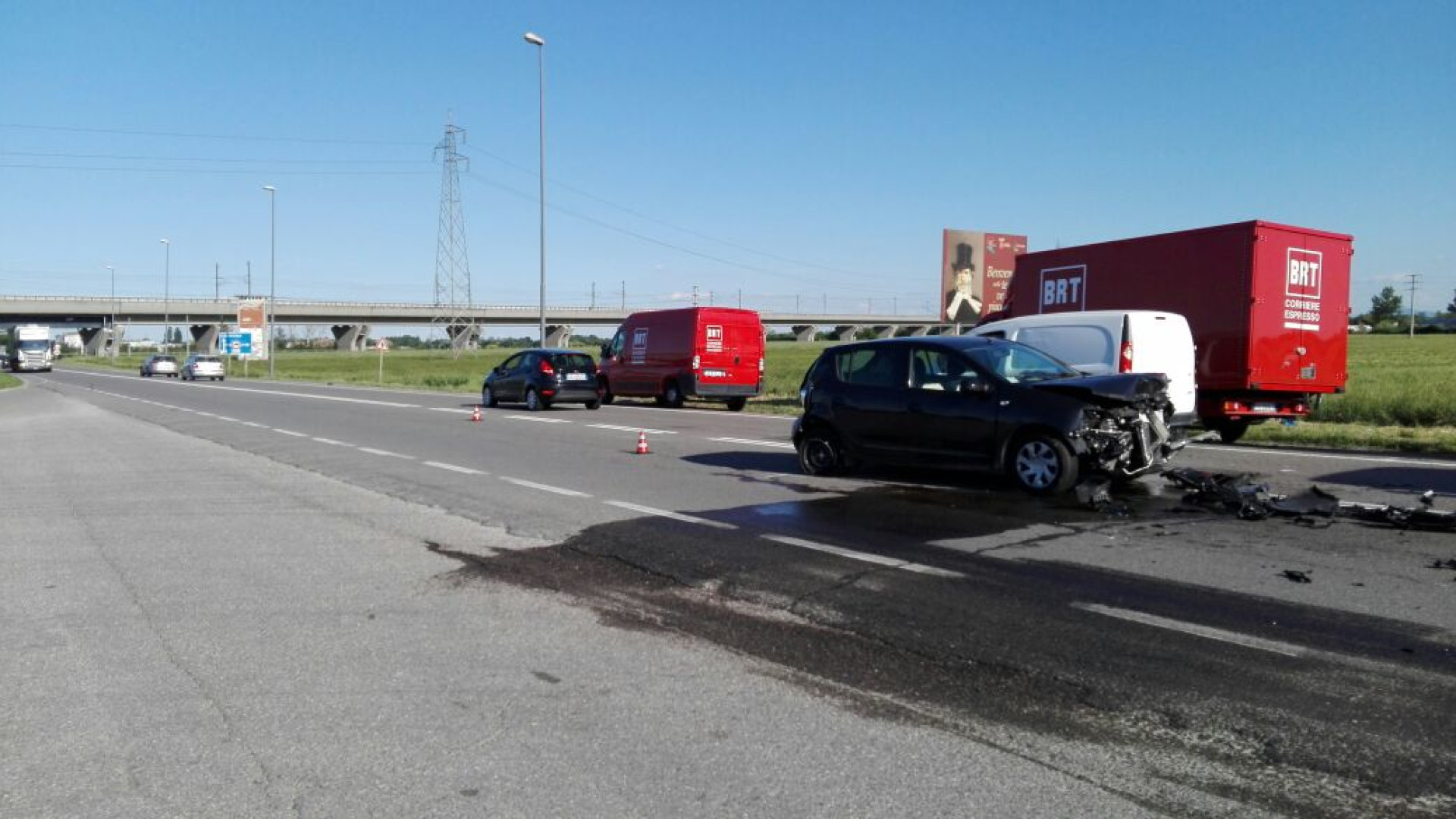 Violento scontro sulla Caorsana. Traffico bloccato per un'ora