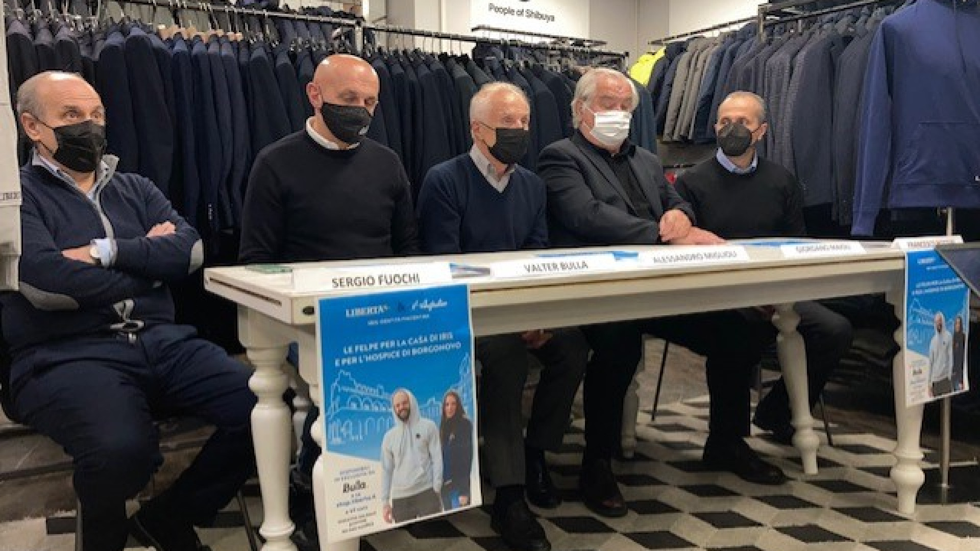 Solidarietà da indossare: arrivano le felpe di Libertà a favore degli Hospice
