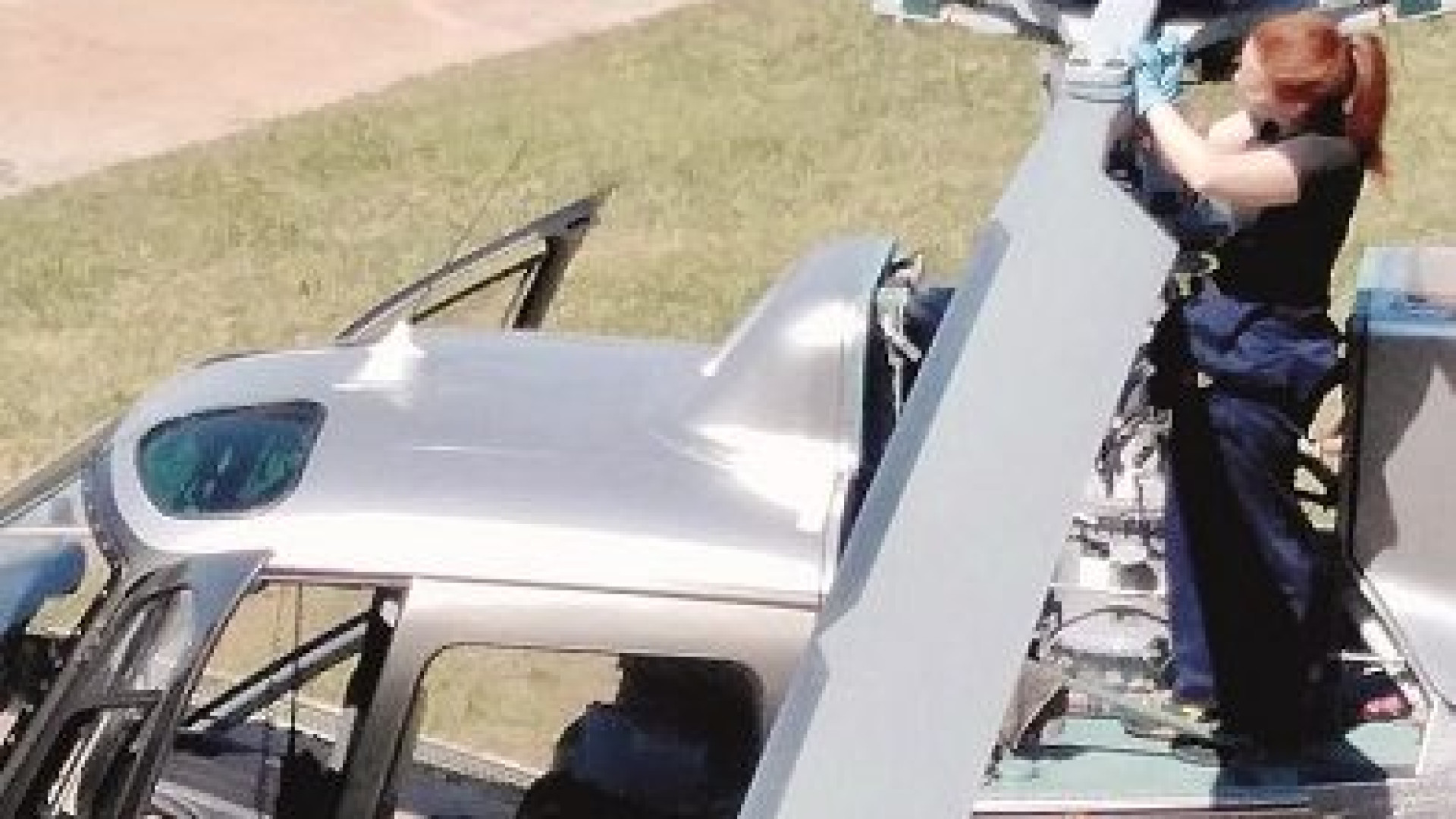 Natasha, quando la preparazione vince i pregiudizi: a Ferriere una donna meccanico di elicotteri