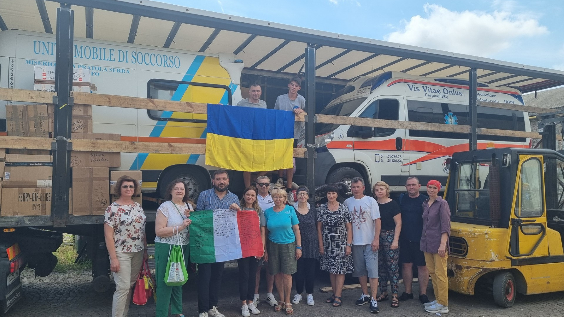 La generosità dei piacentini: acquistate due ambulanze destinate all'Ucraina