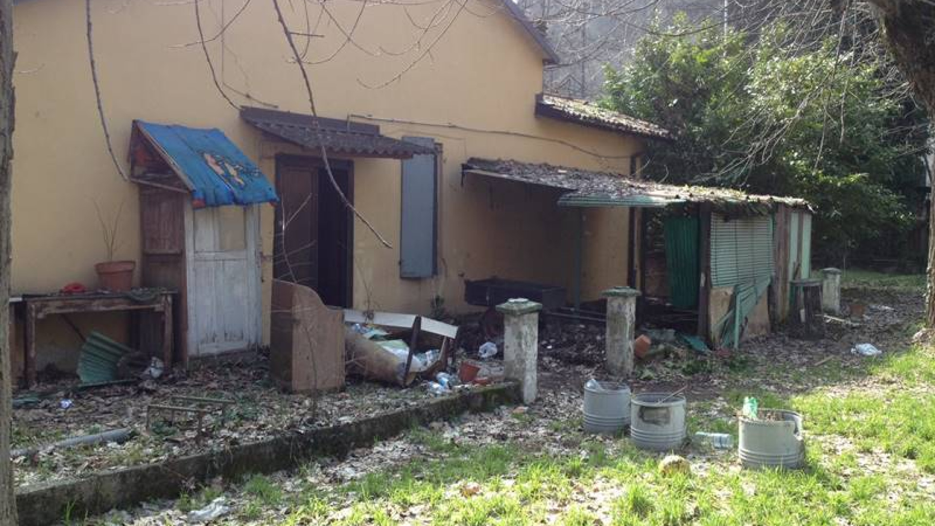 Caserma Alfieri, l'ultimo inquilino: "Nel 2006 era tutto ok, oggi solo degrado"