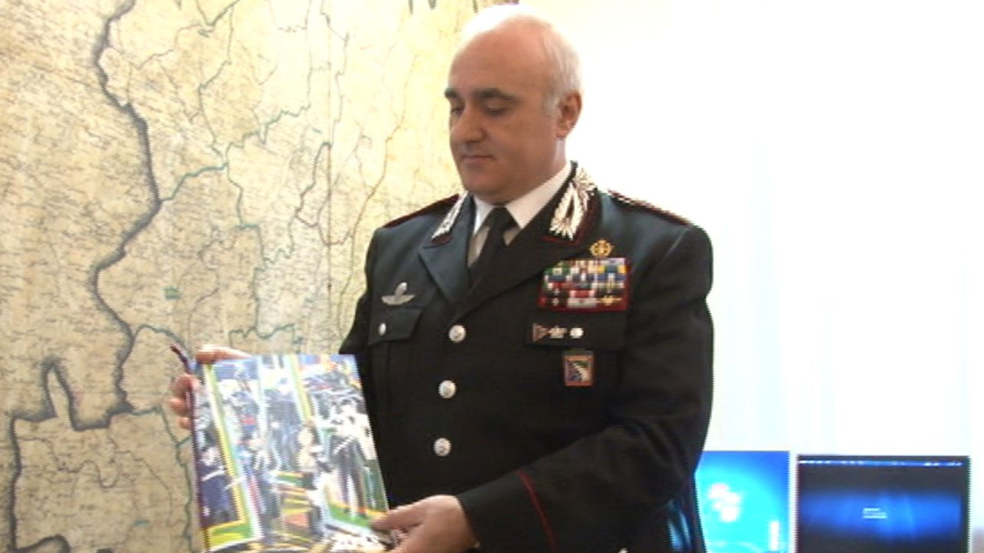 L'Italia nel mondo con il Calendario dell'Arma 2018. La presentazione oggi in caserma