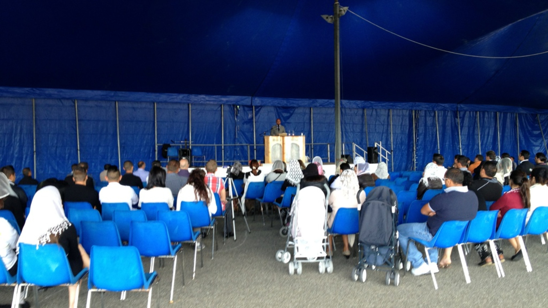 Al via il raduno sinti. Gli organizzatori: "Consegnati i documenti in questura"