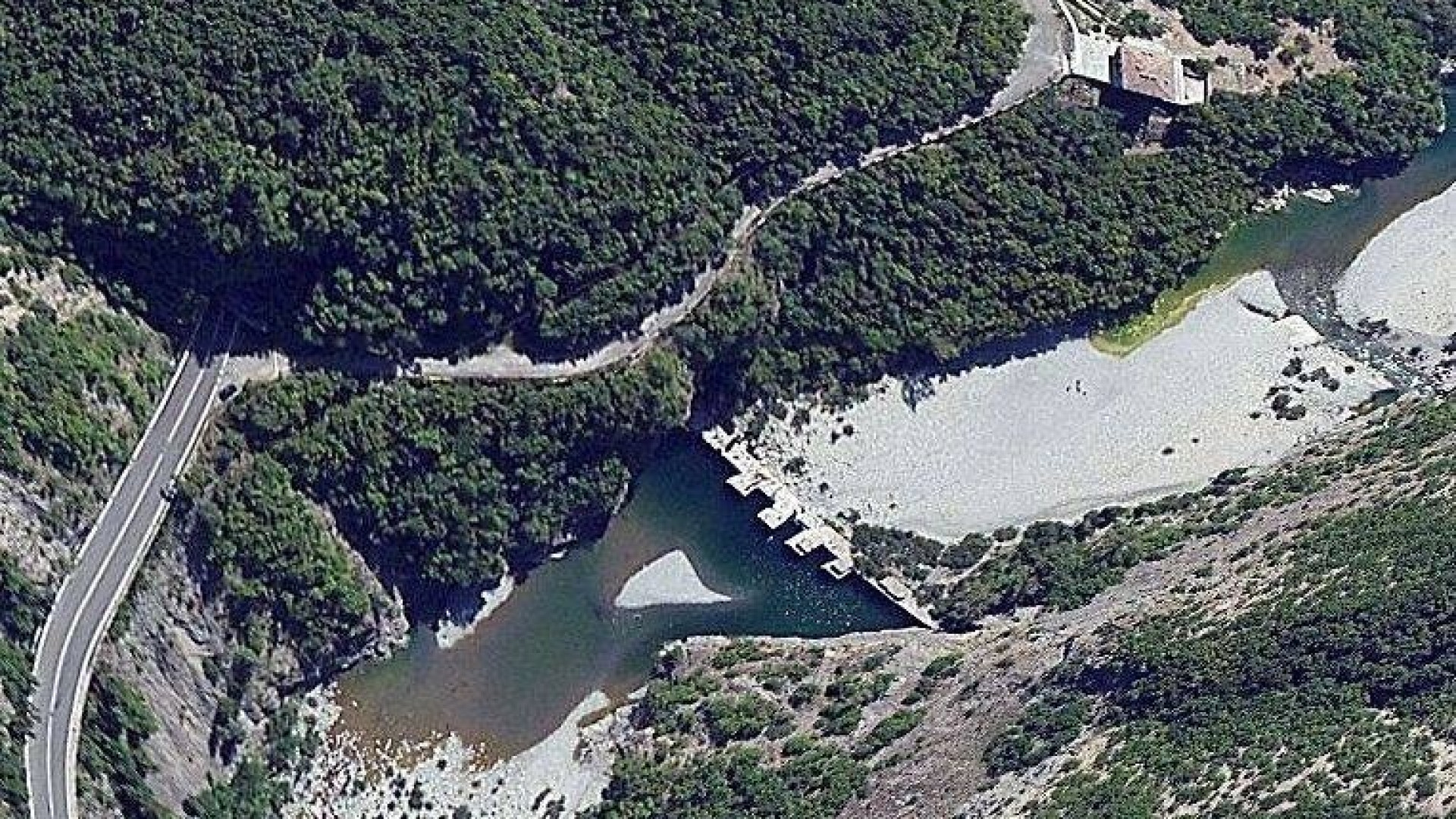 Centralina idroelettrica a San Salvatore, dopo la bocciatura spunta il ricorso