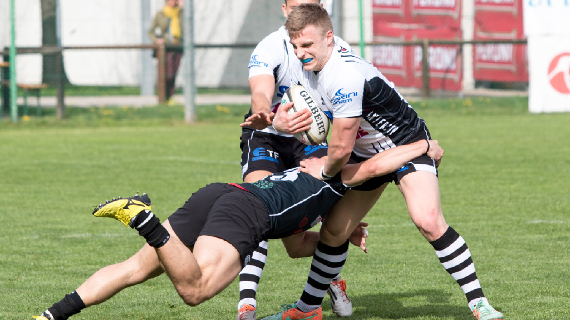 Rugby, Petrarca Padova – Sitav Lyons 79-7. Venerdi il big match con L'Aquila