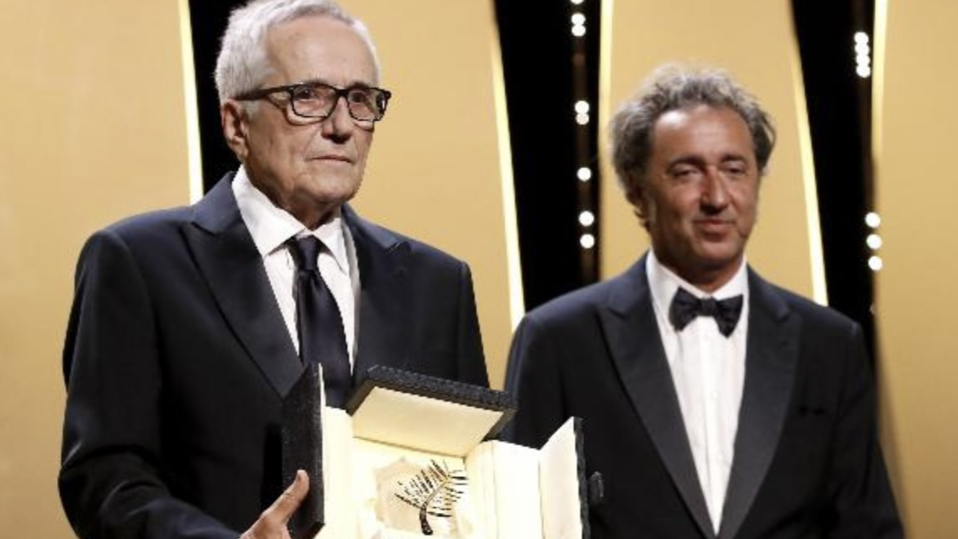 Tutti in piedi per Marco Bellocchio premiato con la Palma d’oro alla carriera