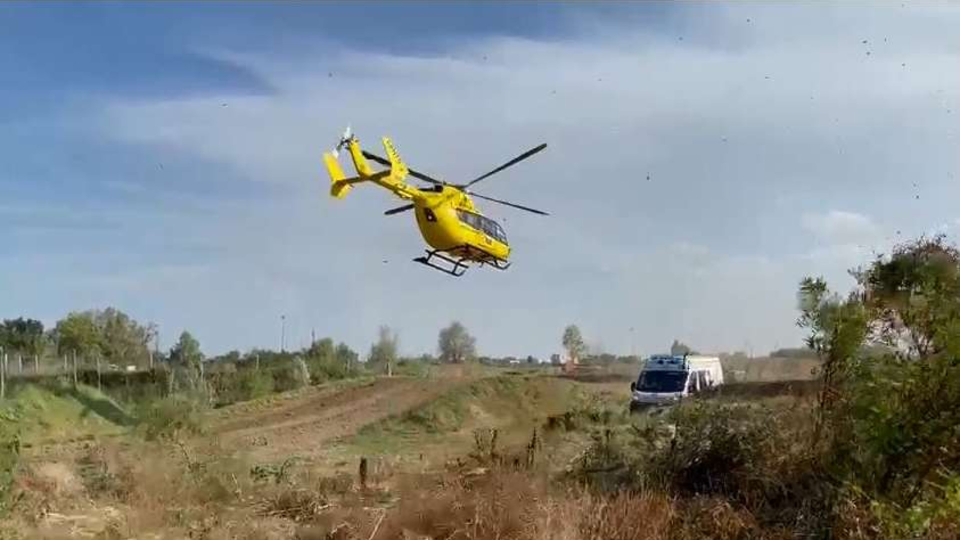 Centauro 12enne cade sulla pista di motocross. Interviene l'eliambulanza