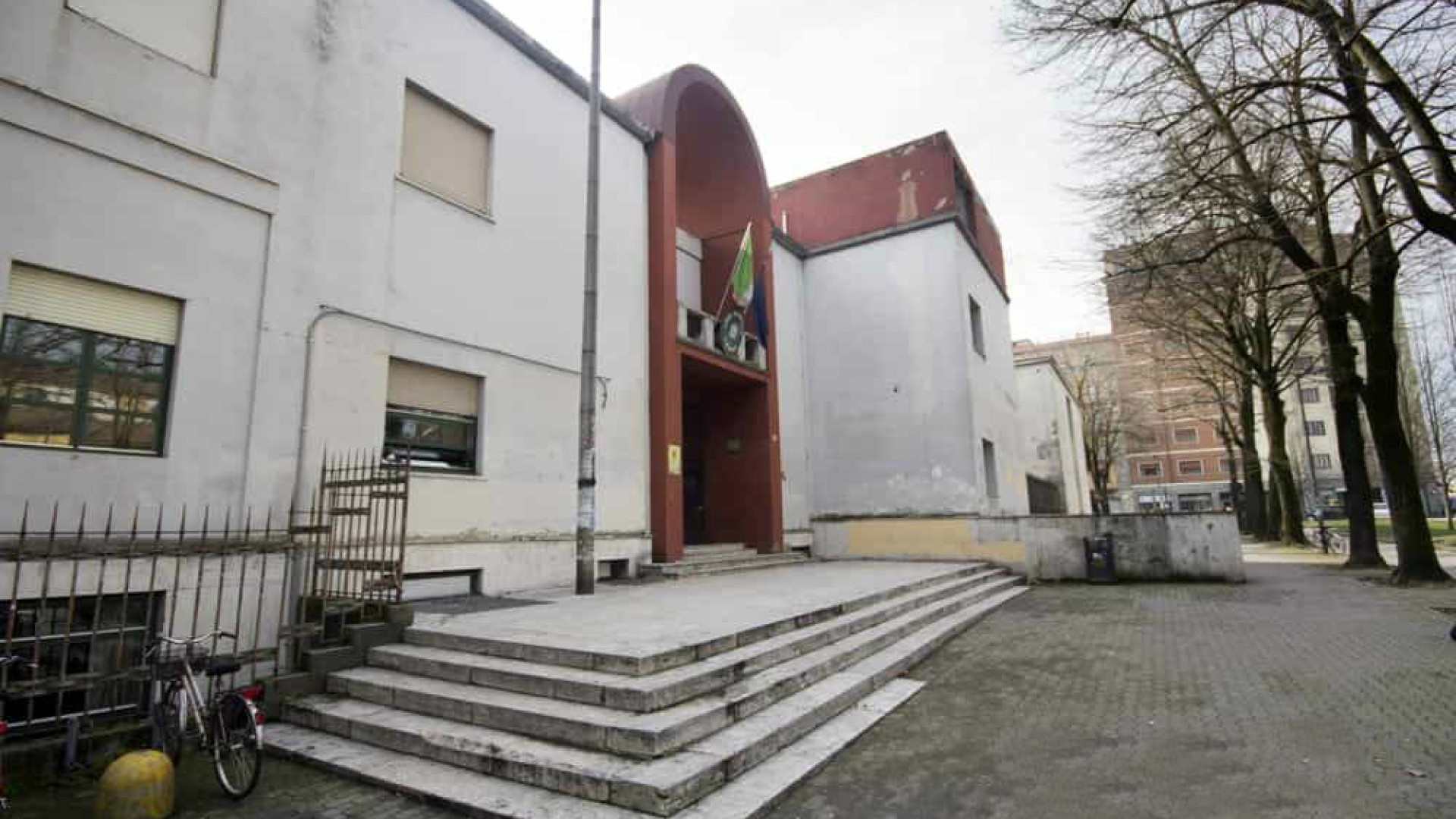 Al liceo Respighi entrate in funzione le telecamere anti graffiti