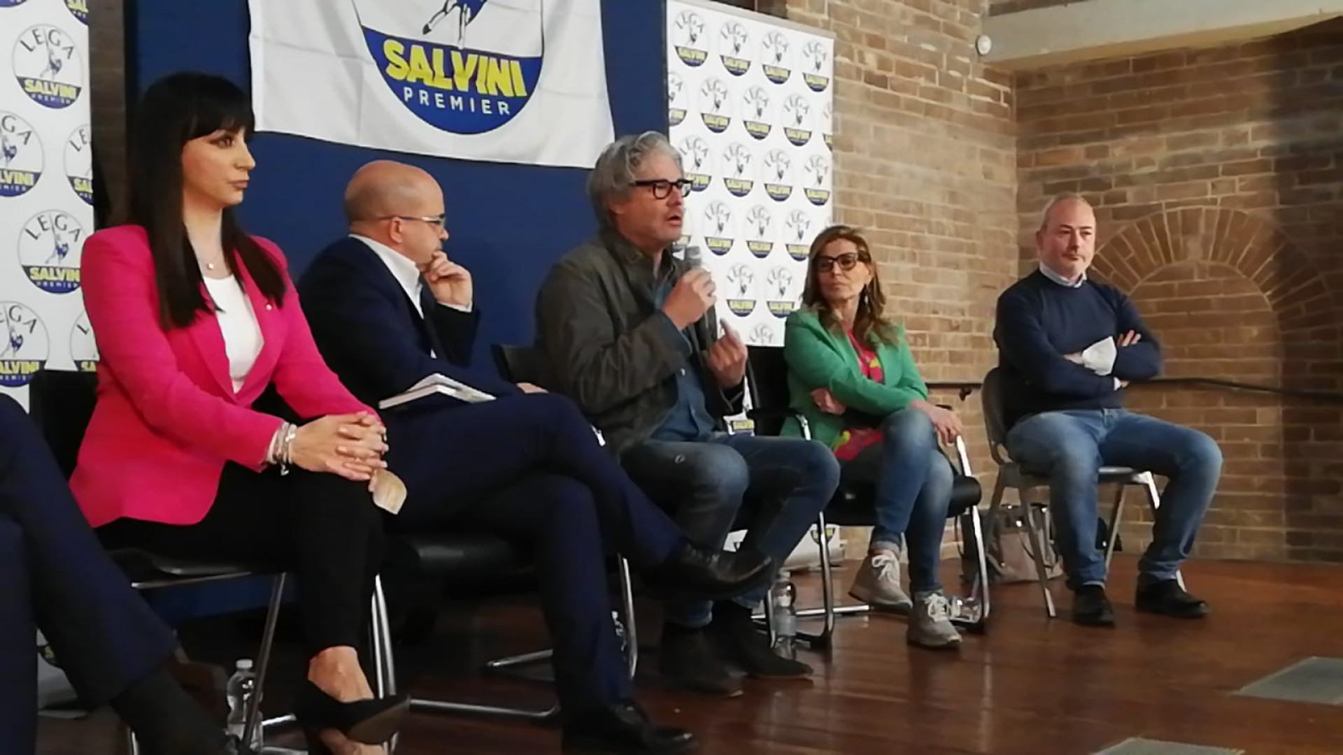 "Centrodestra forte, ma serve unità": Del Debbio apre la campagna della Lega