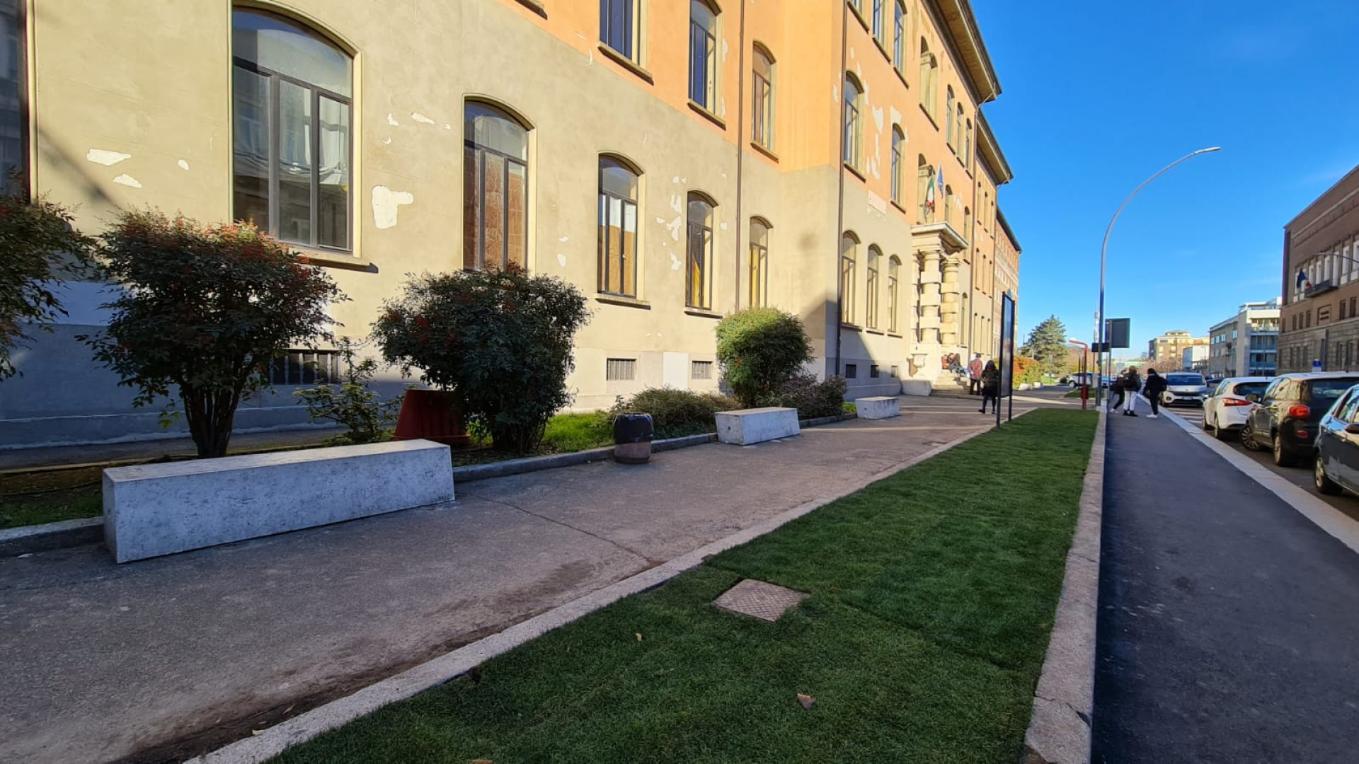 Valzer delle panchine: trasferimento da piazzetta Plebiscito a via Cavour