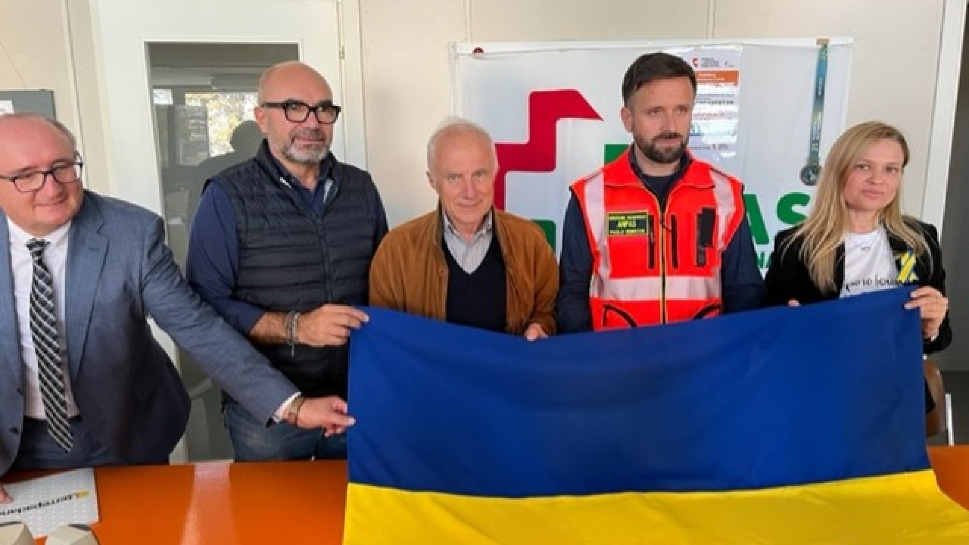 "In aiuto a ucraini e cittadini in difficoltà". Nuovo centro di raccolta in via Colombo