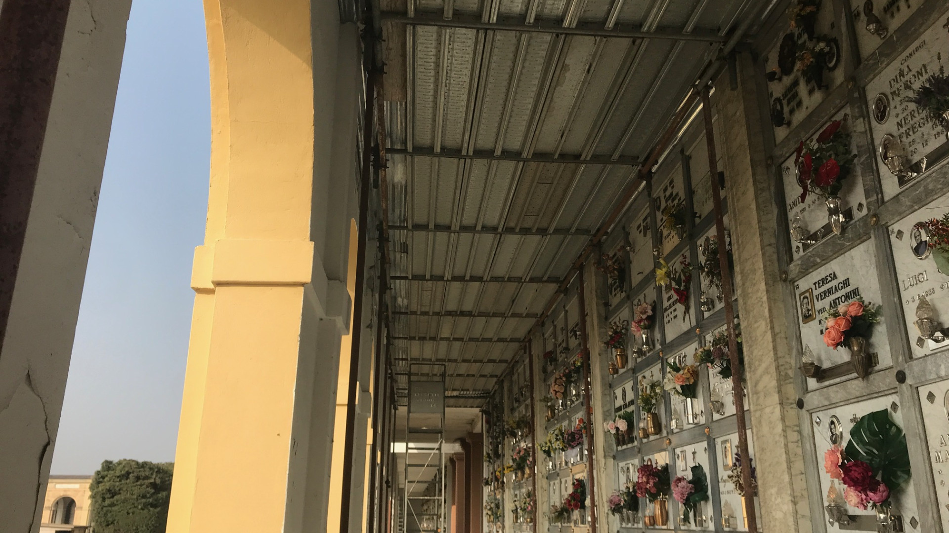 Cimiteri, il Comune bandisce la procedura negoziata per un nuovo gestore