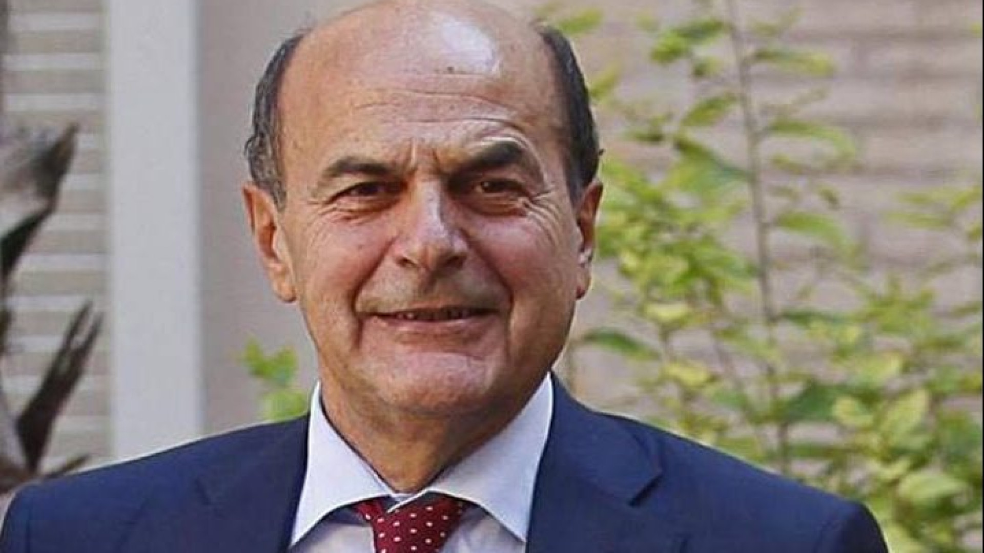 Sentenza Cassazione sul saluto romano, Bersani: "Deformazione democrazia"