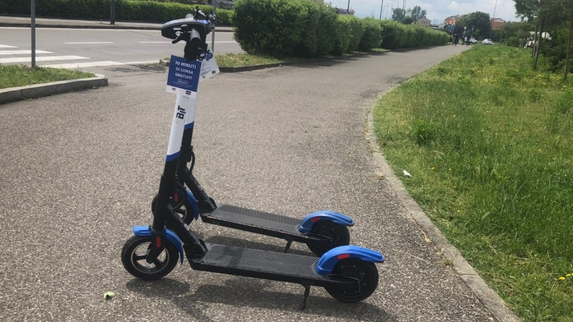 Monopattini rubati ritrovati grazie al gps: due uomini denunciati per ricettazione