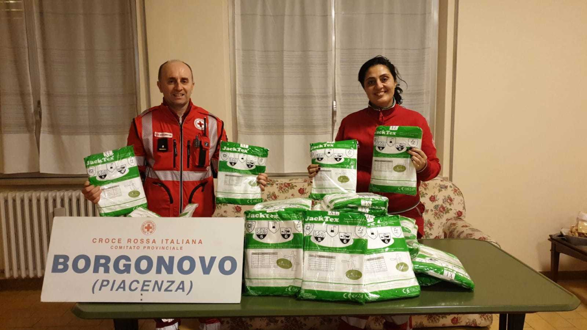 La Pro loco dona 50 tute protettive ai volontari della Croce Rossa