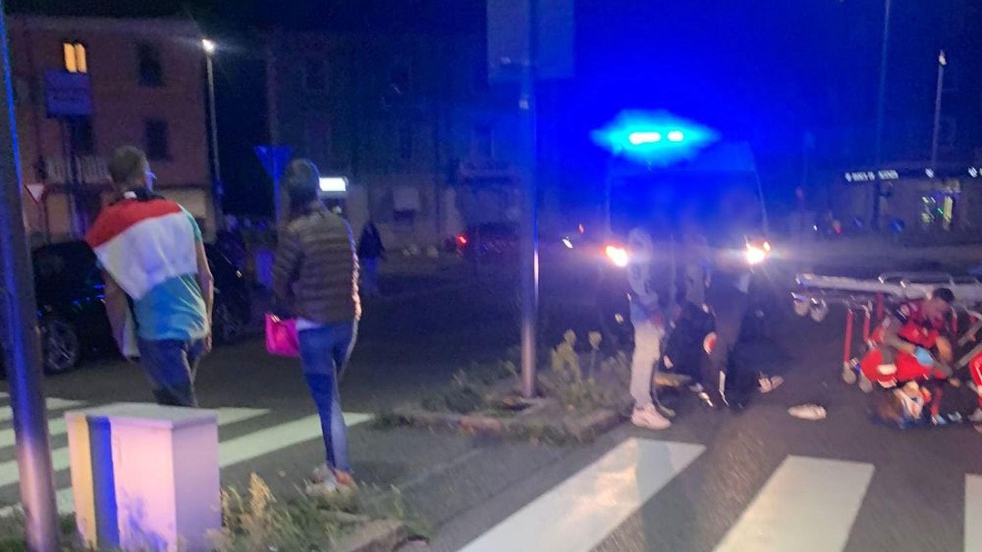 Individuato il conducente che ha urtato due pedoni in via Manfredi
