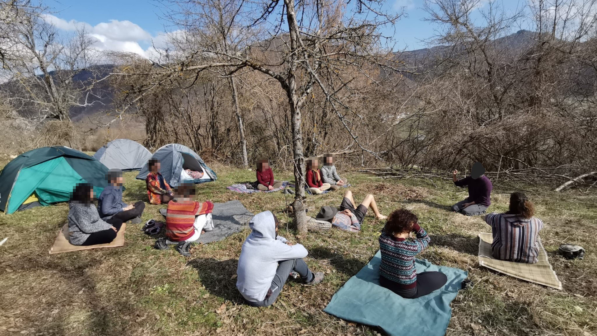 Multati a Cerignale, la replica dei giovani: "Faremo ricorso, era un incontro spirituale"