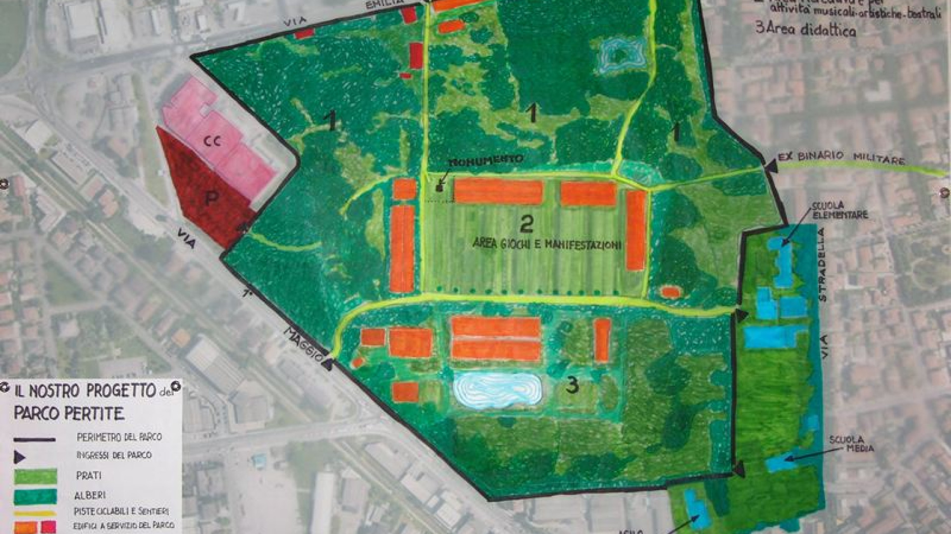 Pertite, sit-in del comitato in piazza: si chiede al consiglio la destinazione a parco