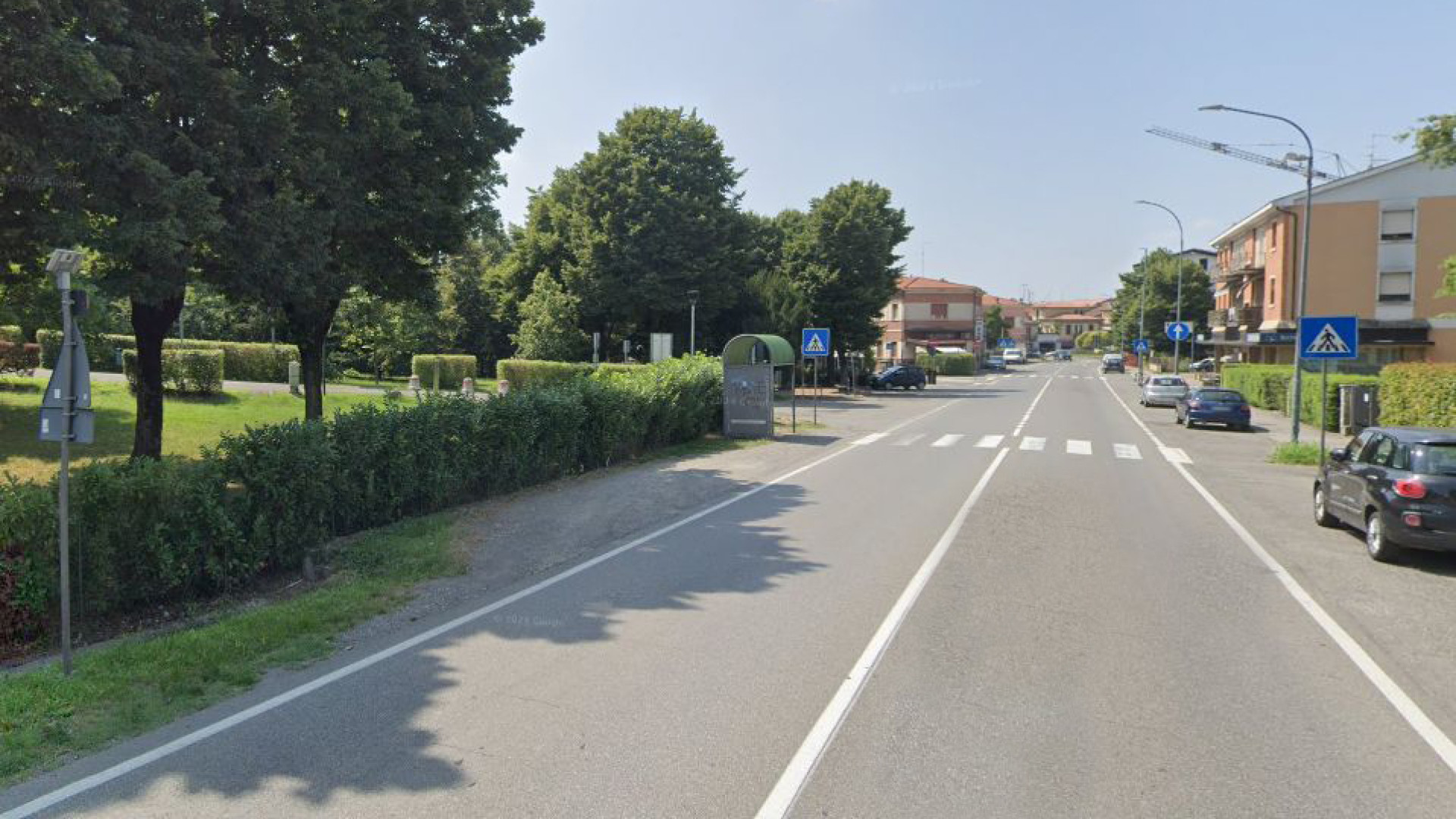 Castel San Giovanni, auto sfrecciano in pieno centro: "Servono dossi e autovelox"