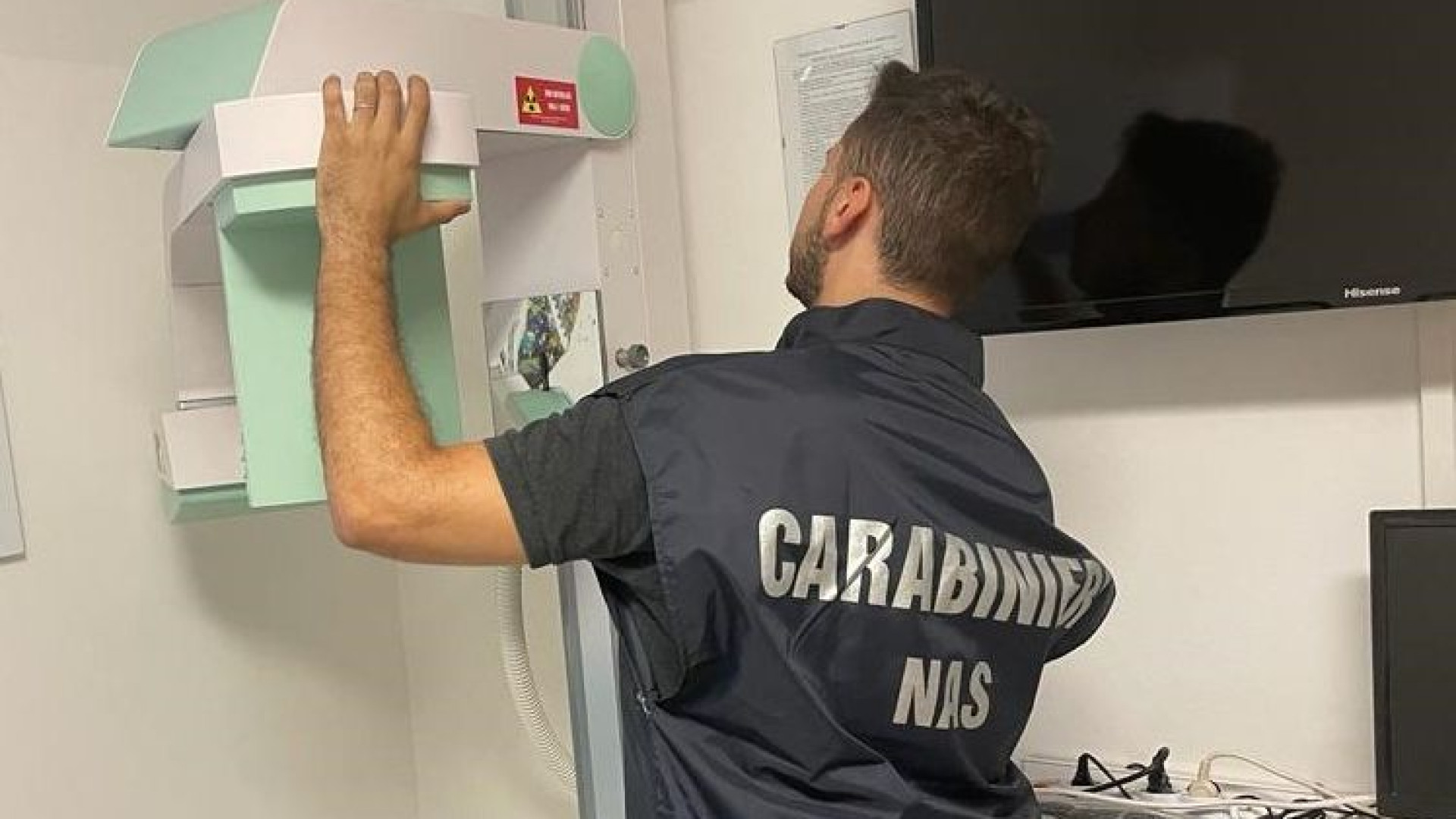 Senza autorizzazioni, studio dentistico della provincia messo sotto sequestro dai Nas