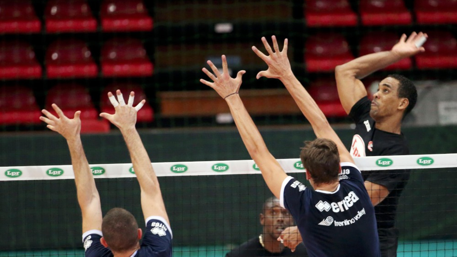 Lpr Volley, arriva la capolista Verona. Fa ancora discutere il caso Marshall
