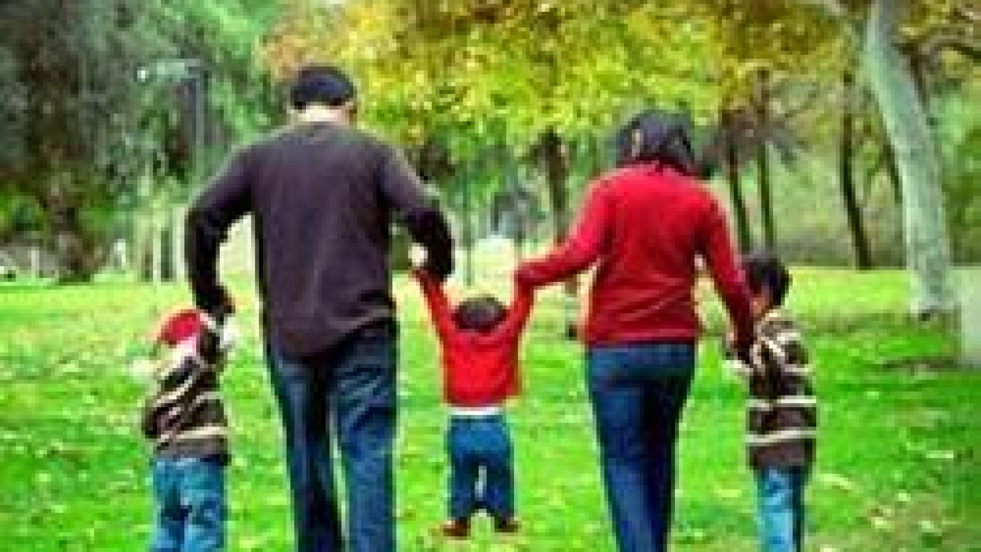 Assegni di maternità e contributi ai nuclei familiari numerosi, si raccolgono le domande