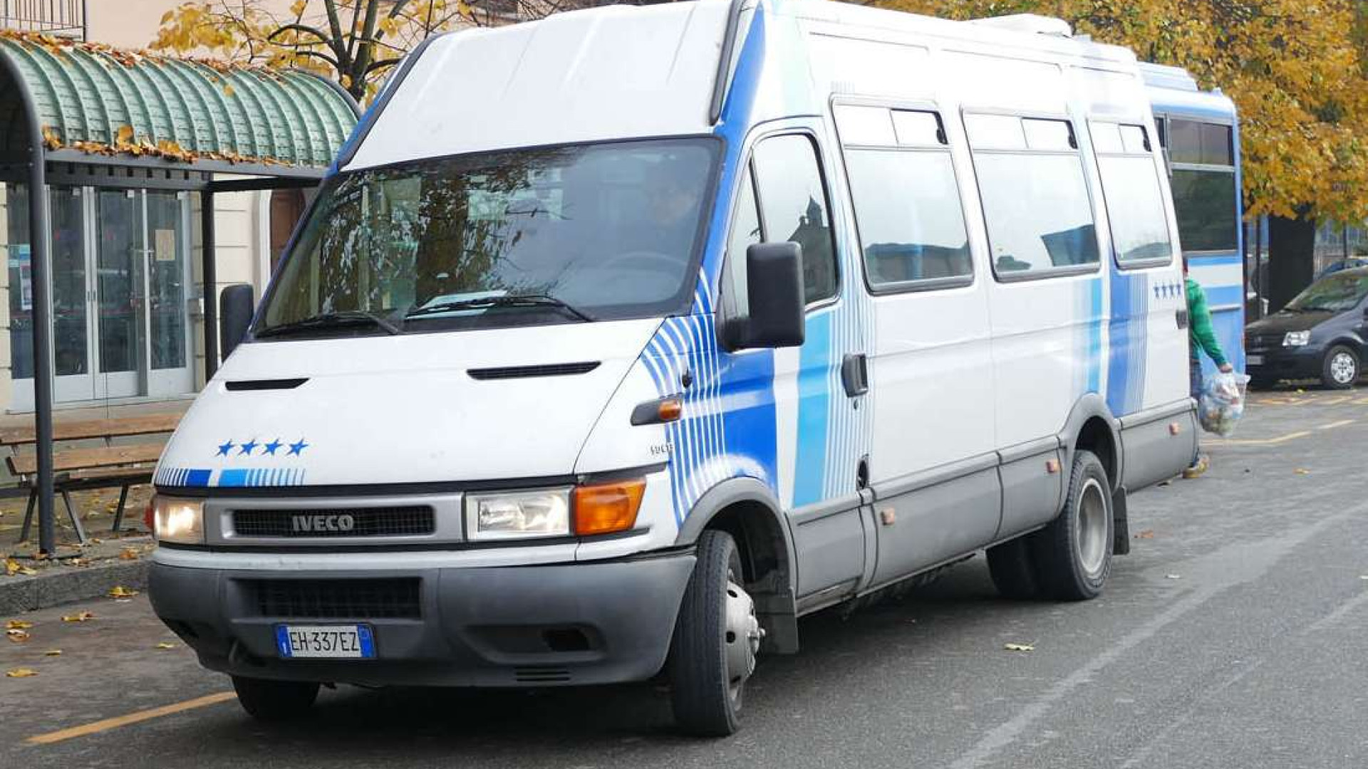 Bus navetta per il polo logistico, appello del sindaco alle aziende: "Informate i lavoratori"