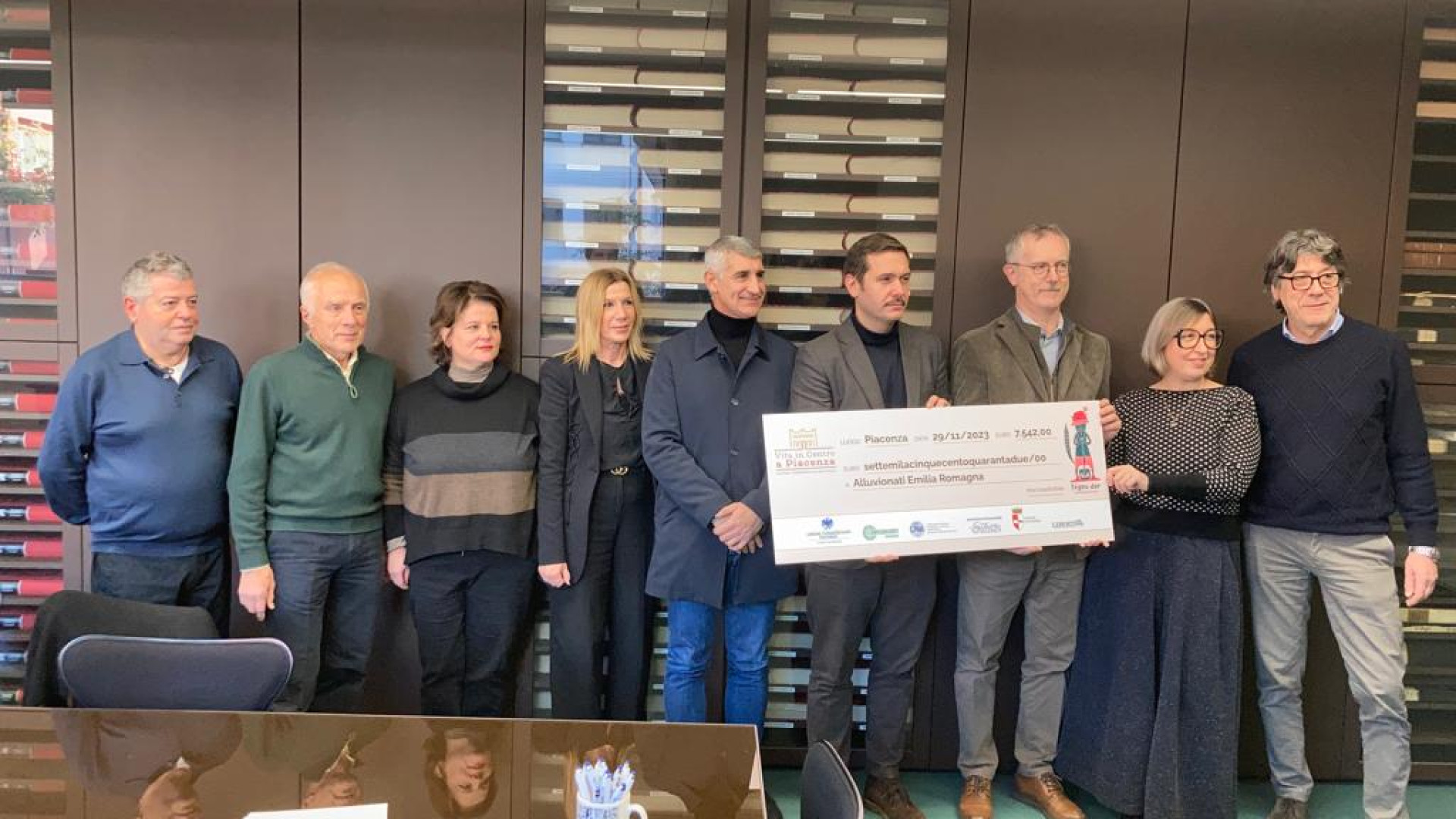 Con le borse solidali raccolti 7.500 euro per gli alluvionati: "Grande generosità"