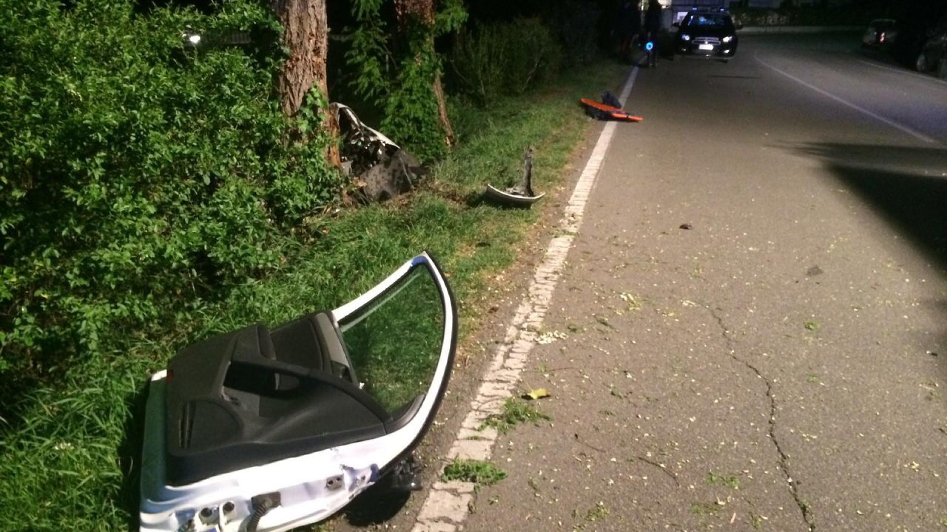 Alcol e droga, esiti negativi per il 19enne alla guida. L'addio ad Angelo