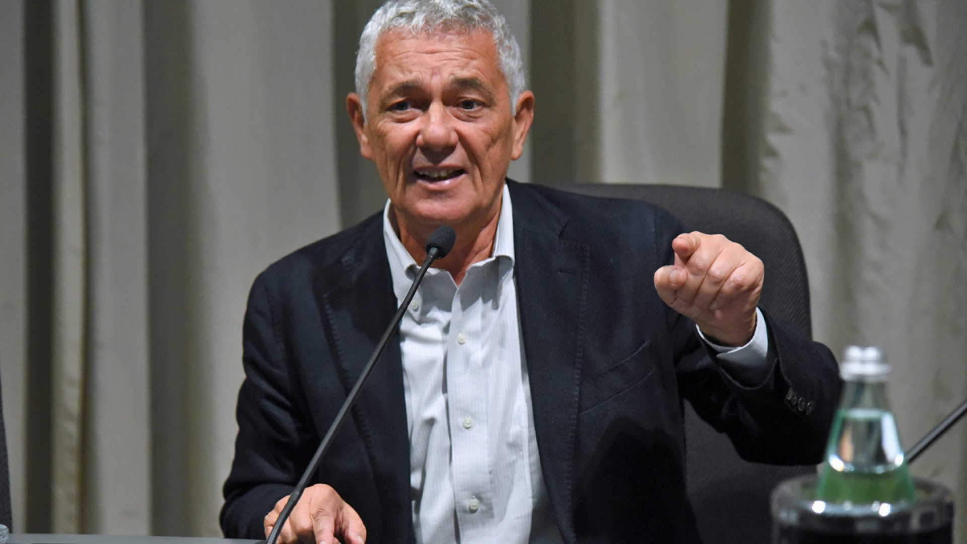 "La mafia non si manifesta più con la violenza delle armi ma con gli accordi"