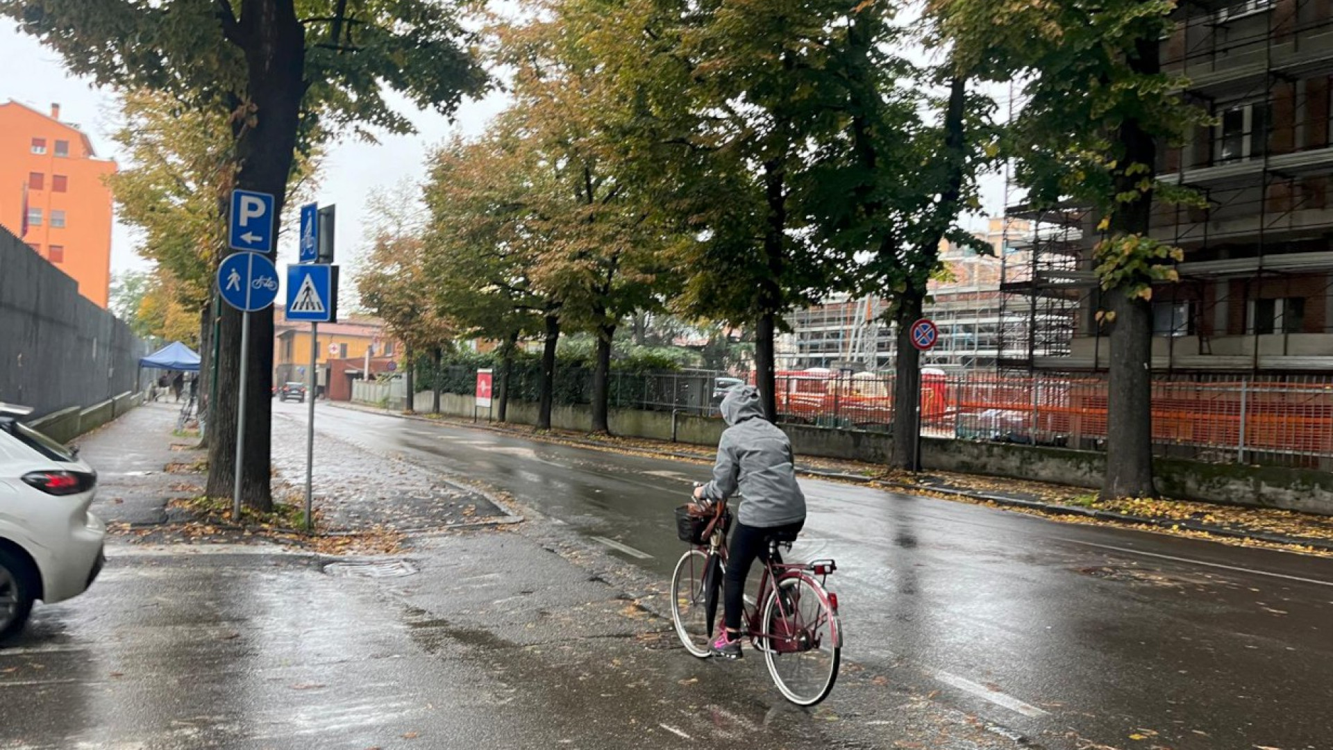 Ogni due giorni un incidente con ciclisti, i dati allarmanti della Polizia locale