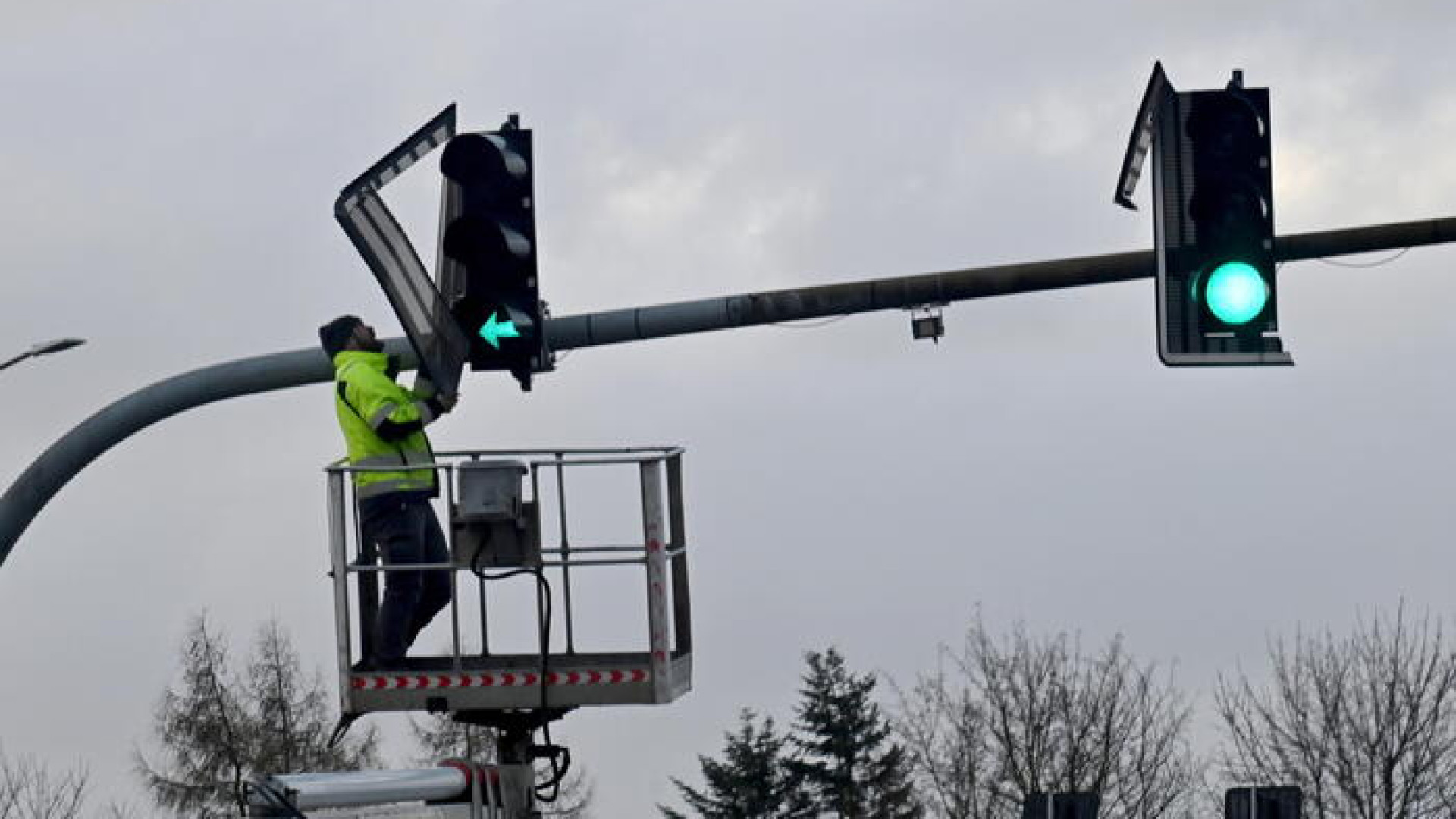 Gli Usa pensano a semafori con quattro luci per agevolare il traffico di veicoli autonomi