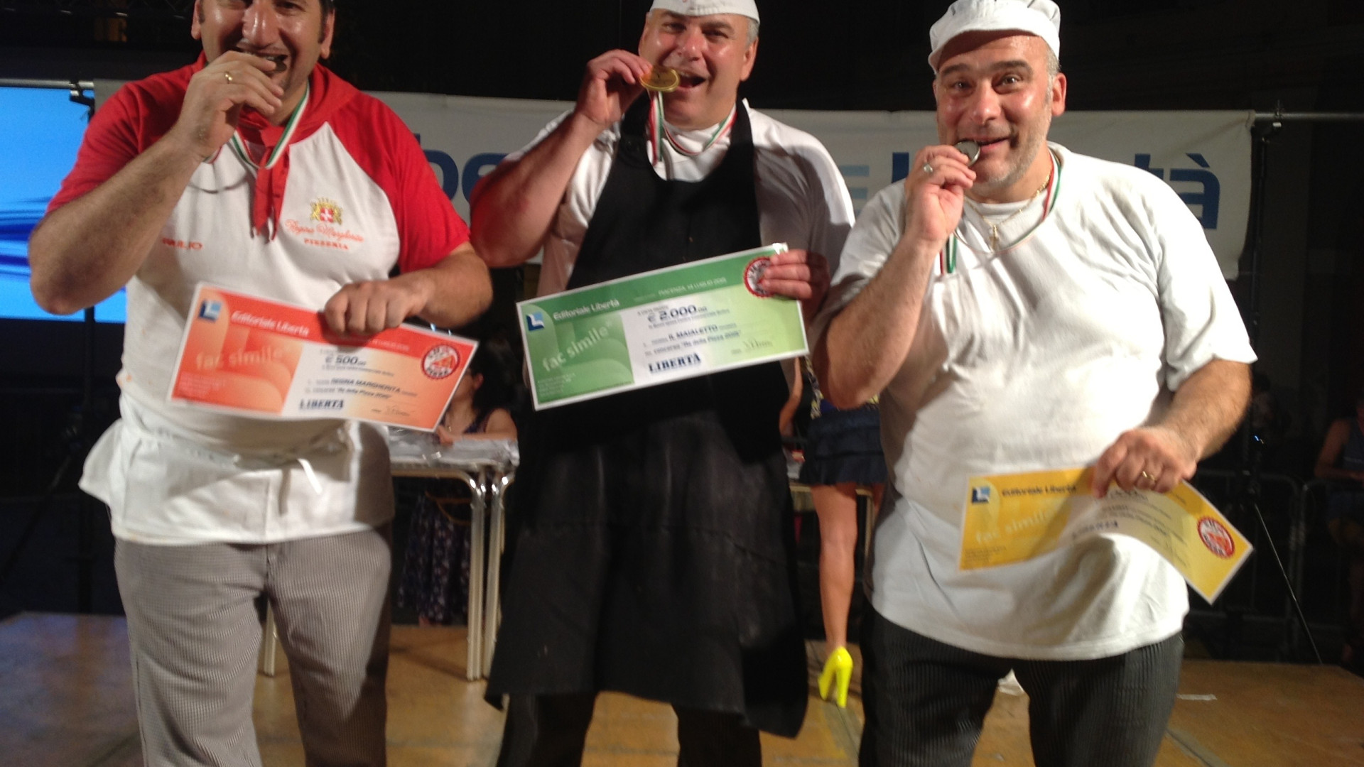 Il "Re della pizza" 2015 trionfa in piazza Duomo