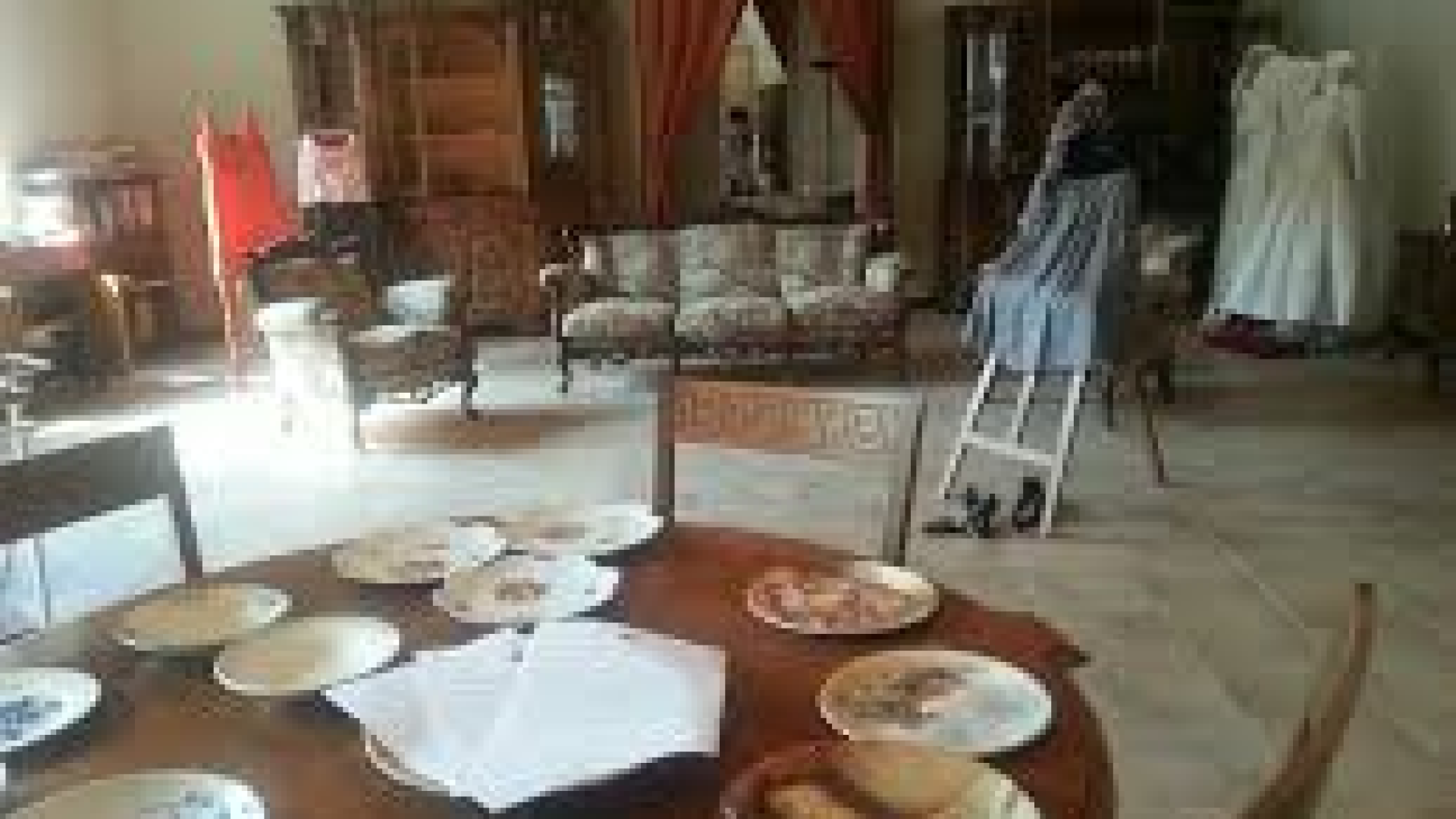 Abiti da sposa e pianoforti ad offerta: è "L'altra vetrina" della Caritas