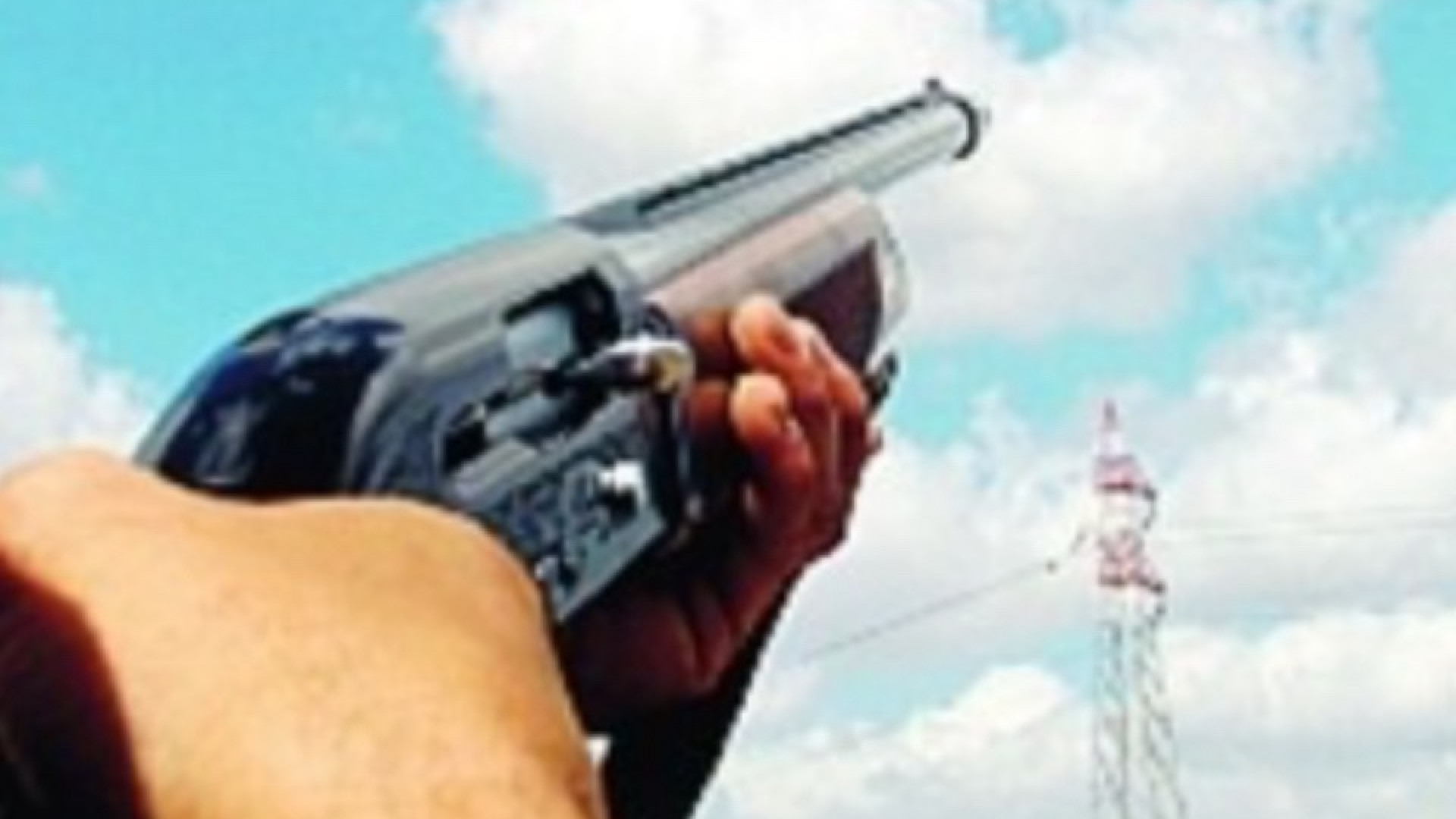 Scivola e si spara al piede: cacciatore di 61 anni ferito in Val Nure