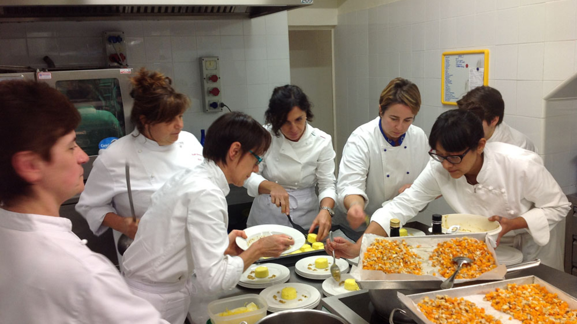 La cena preparata dalle donne: torna Pulcheria con le chef piacentine