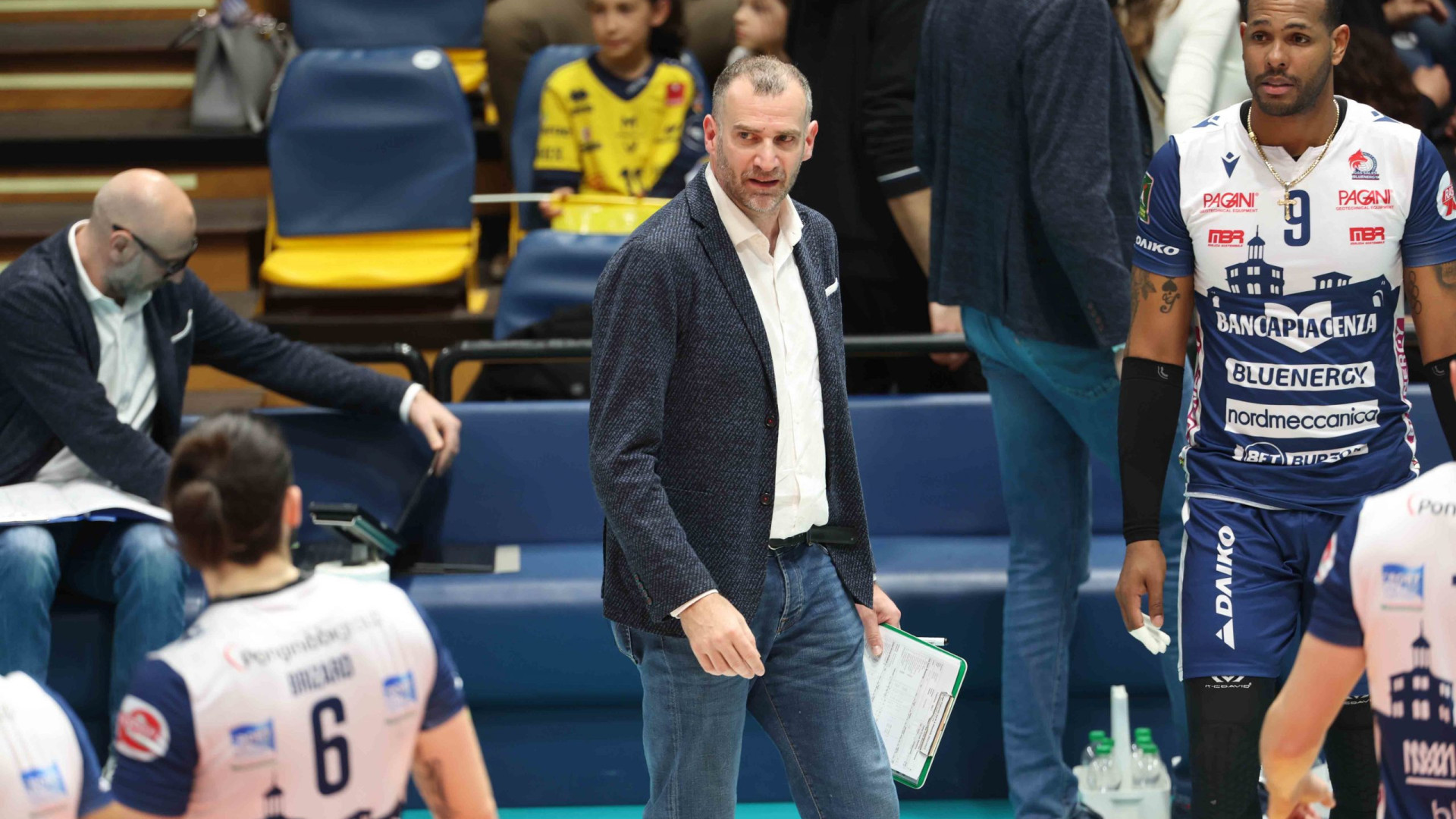 Gas Sales verso gara 2 dei playoff: coach Botti ospite alle 21 a "Volley Piacenza"