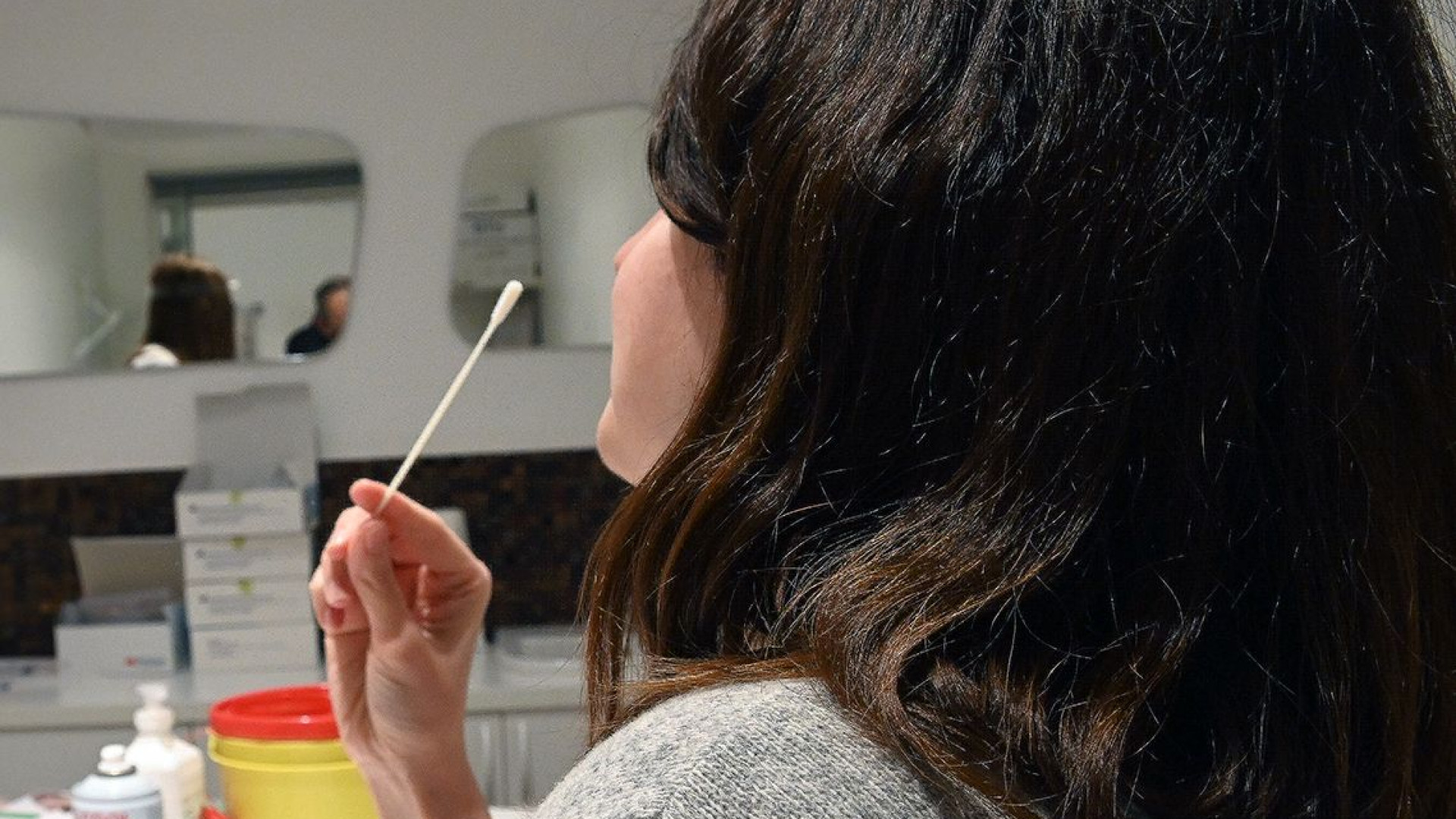 Centri estivi, tamponi rapidi gratuiti nelle farmacie per bambini ed educatori