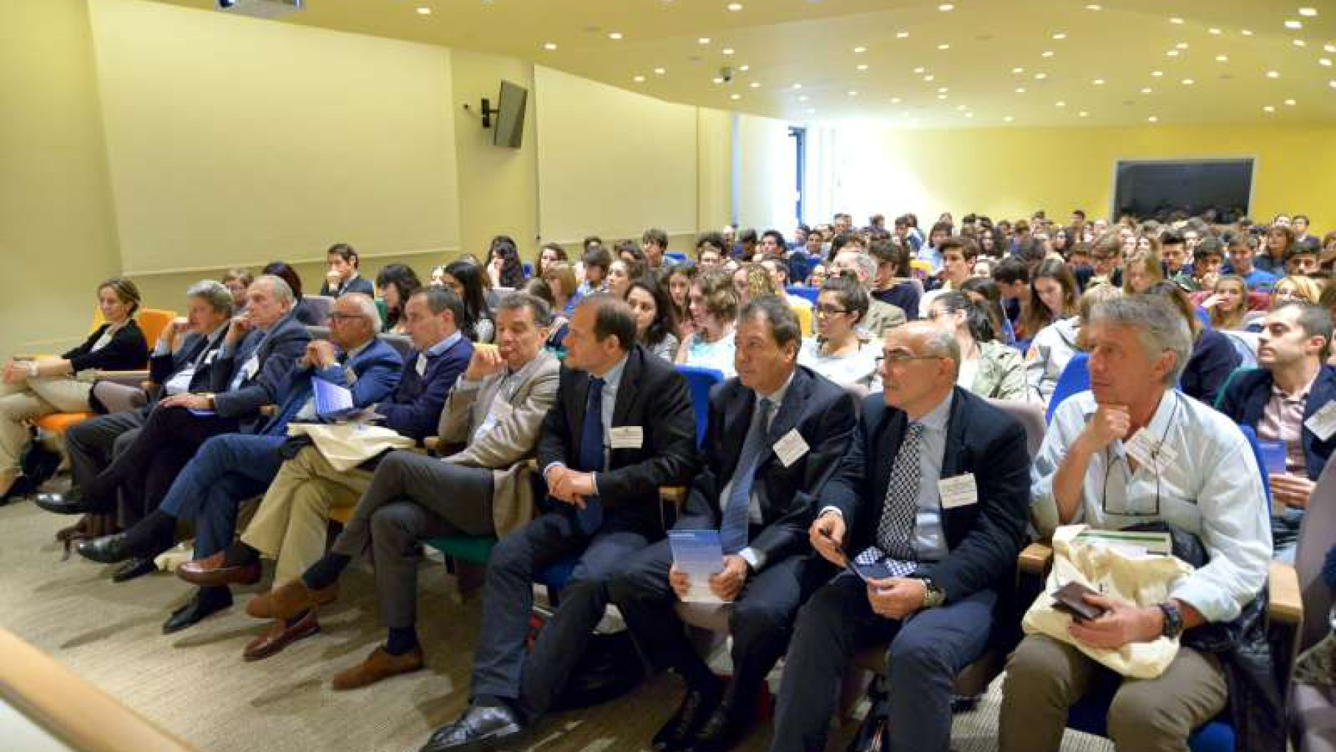 Sesso, istruzioni per l'uso: i giovani chiedono di abbattere il tabù