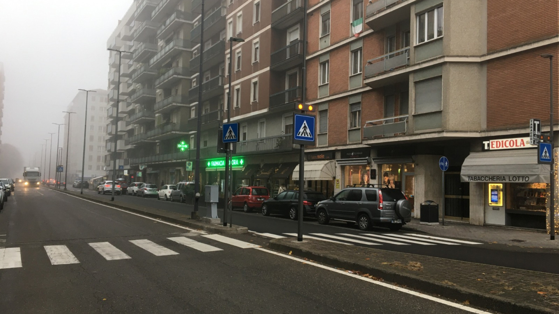 Altri 13 attraversamenti pedonali luminosi. Tassi: “80 entro fine anno”