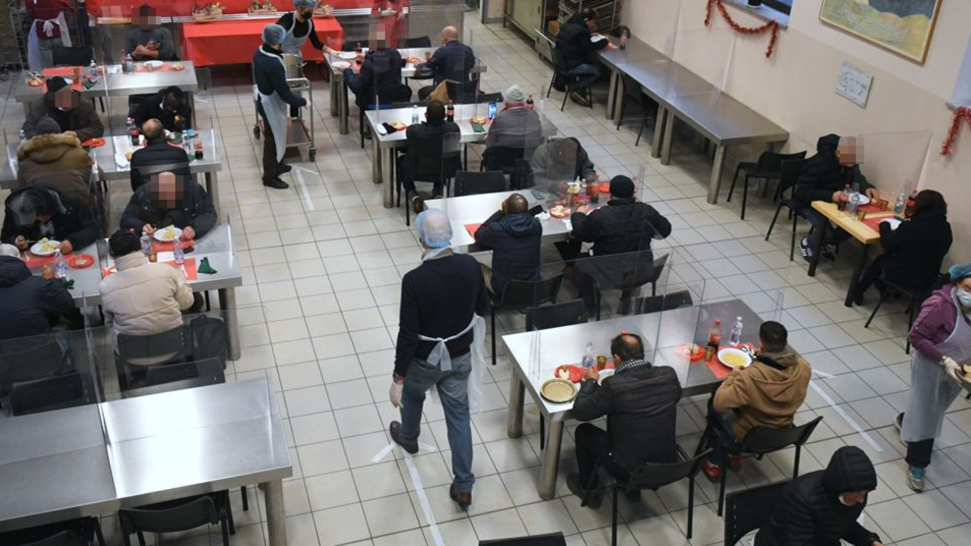 Povertà in crescita, alla Mensa della fraternità ritmi record: 150 pasti al giorno